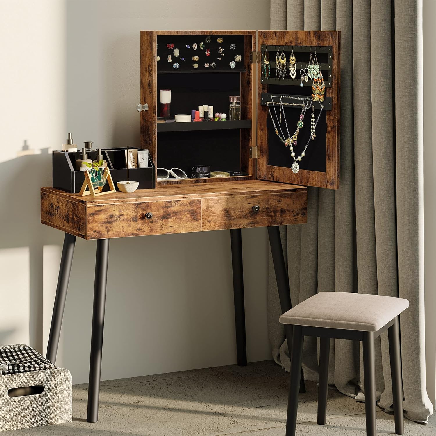 Vanity table with jewelry storage Clearance