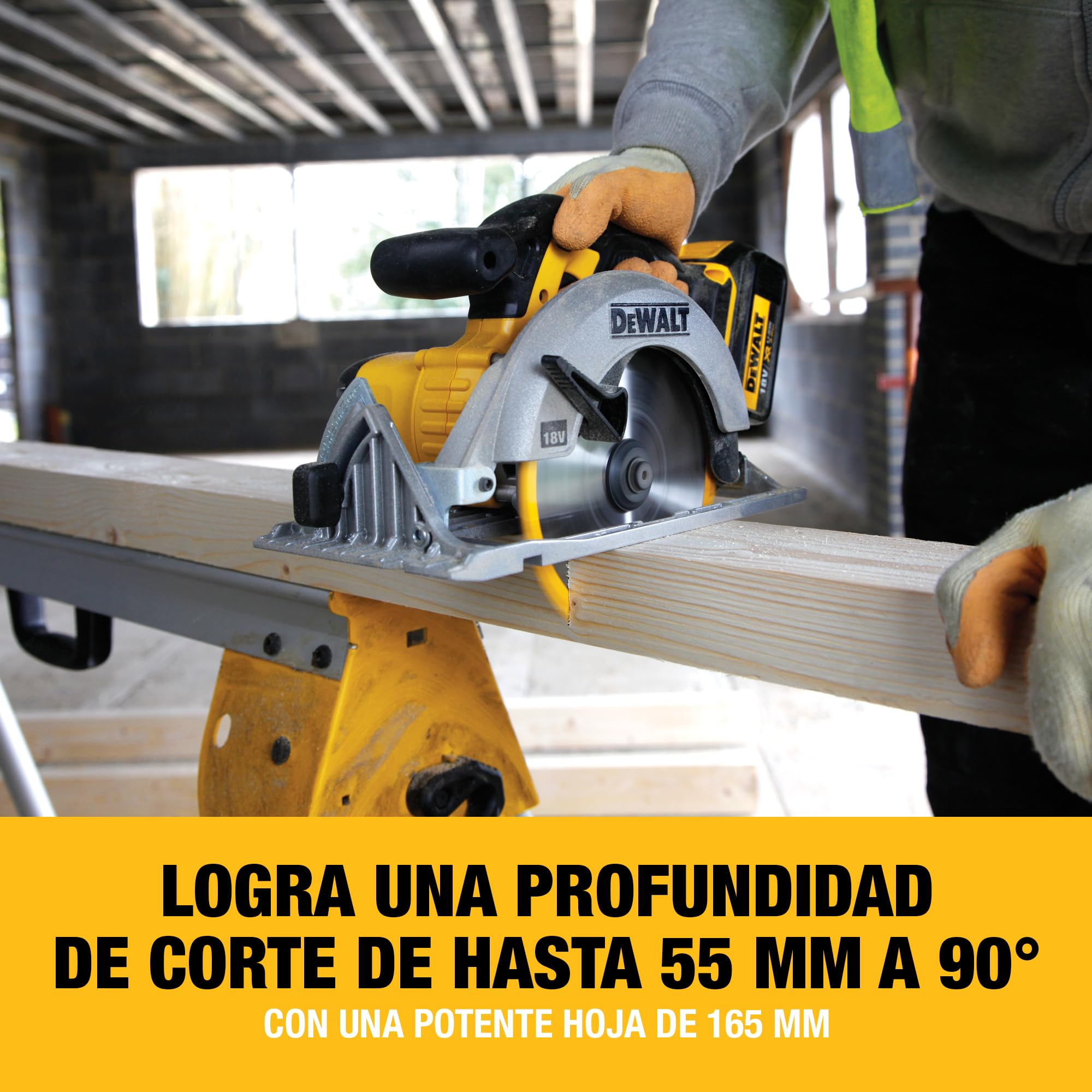 DEWALT Sierra Circular XR 18V, 460W, Disco de 165 mm, Profundidad de Corte Max. 55 mm, Velocidad 5150 rpm, Empuñadura Ergonómica, Incluye Maletín TSTAK, Sin Batería ni Cargador, DCS391NT-XJ