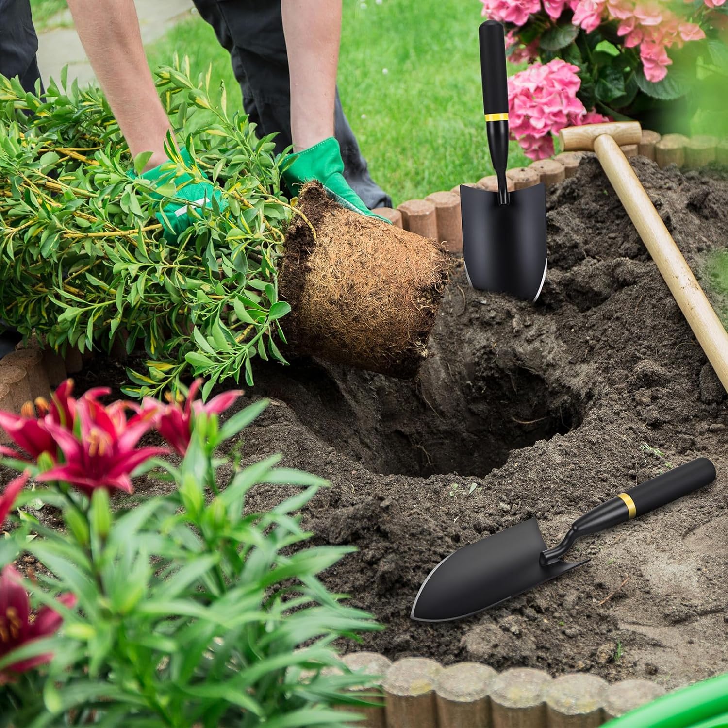 20 Pcs Garden Hand Trowel Heavy Duty Carbon Steel Garden Shovels Tools with Resin Rubberized Handle for Camping, Digging, Soil Planting, Transplanting, Lawn Yard Farm (Broad Trowels)