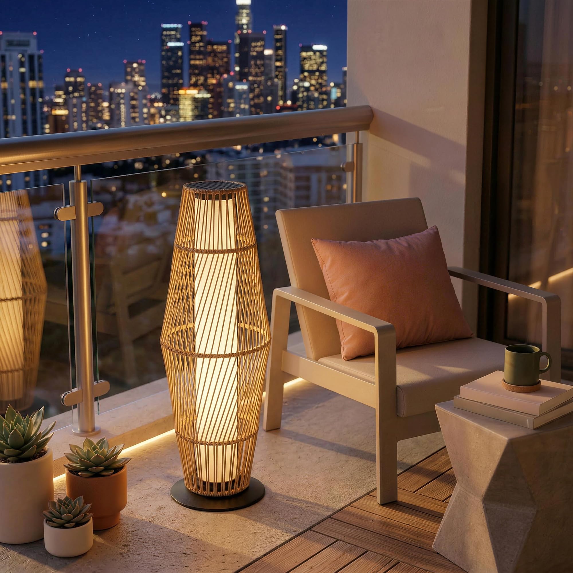 Outsunny Lanterne Solaire Extérieure en Résine Tressée avec Capteur de Lumière, Lampadaire LED Extérieur, 26x26x68cm, Sable