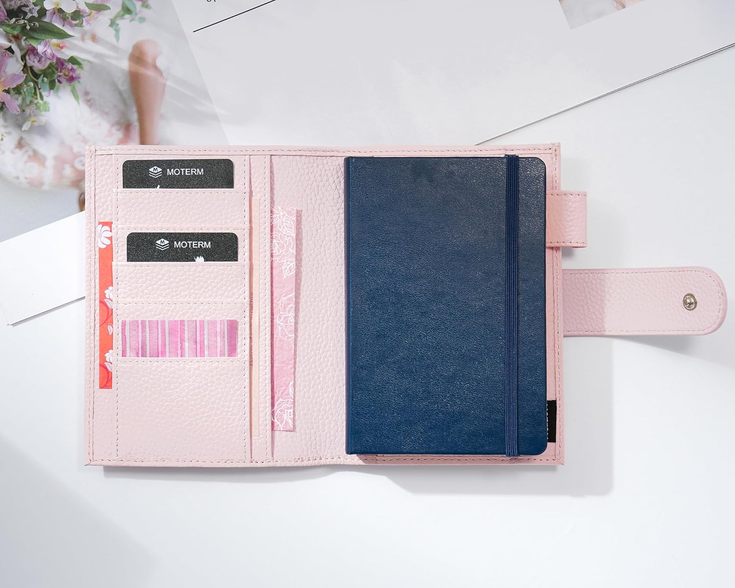 Moterm Leather Cover for Moleskine Pocket - Fits Moleskine Pocket Daily/Weekly Planner and Moleskine Pocket Classic, with Pen Loop, Card Slots and Back Pocket (Pebbled-Quartz)