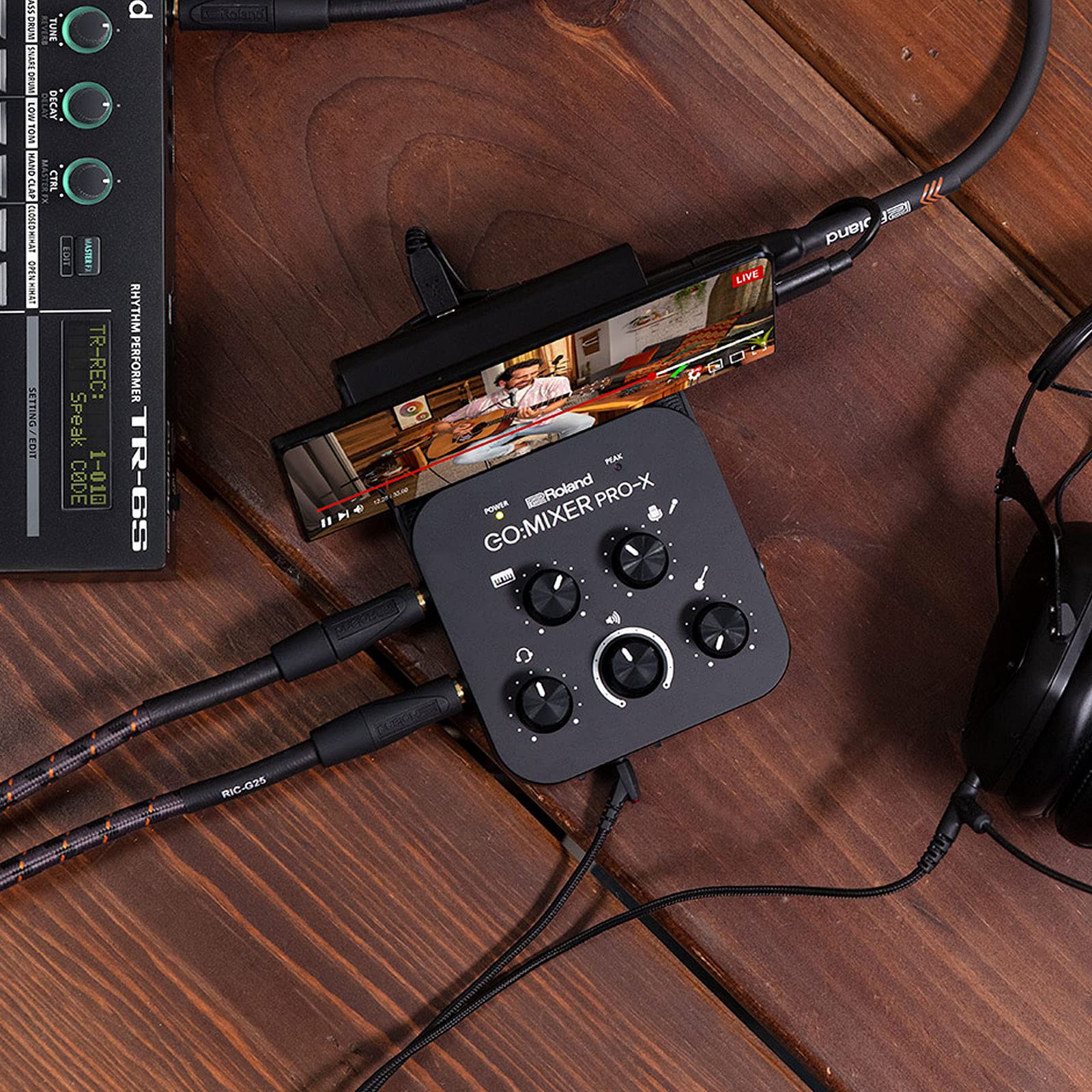 Roland GO:Mixer Pro-X - Interfaz de audio para dispositivos móviles + auriculares keepdrum