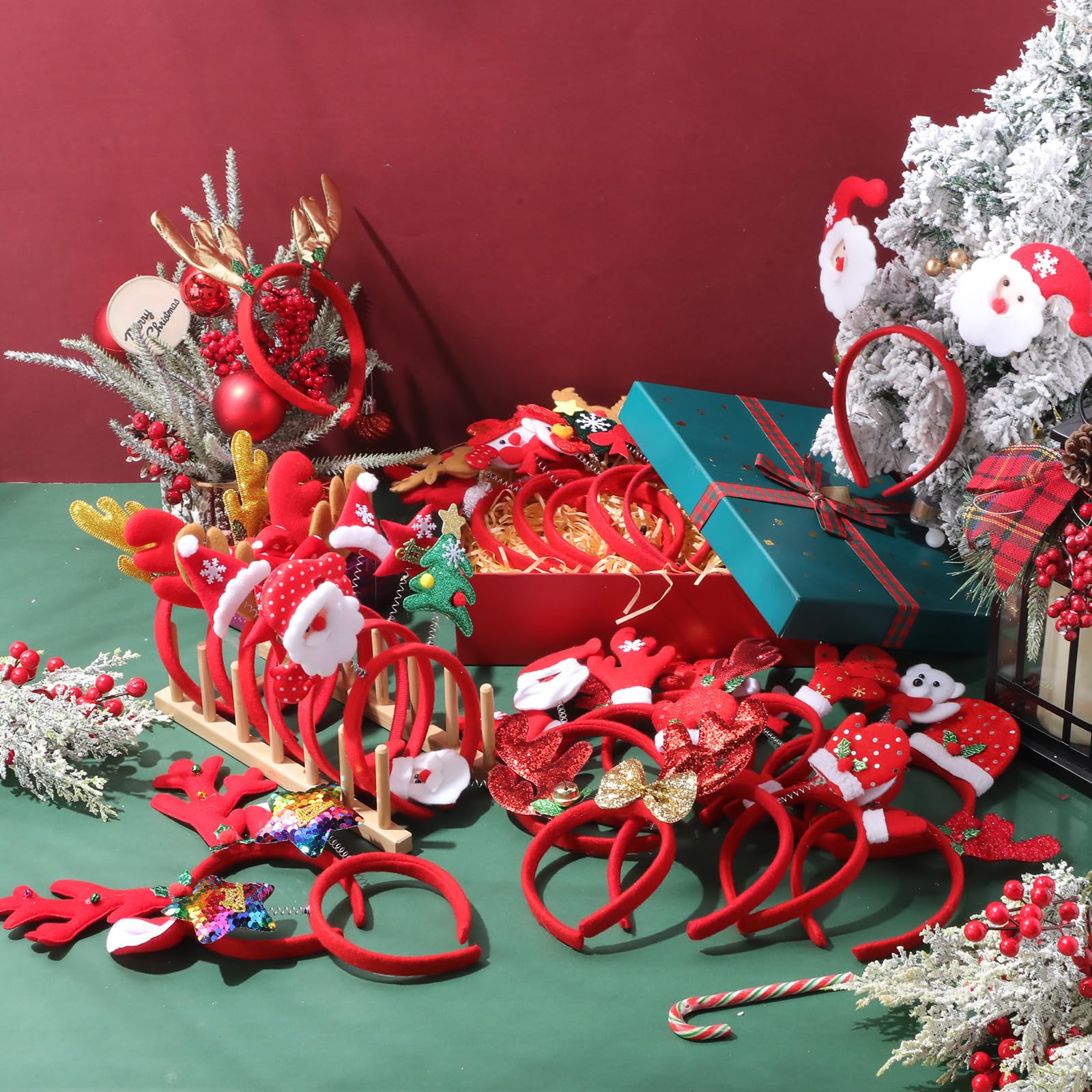 100 diademas de Navidad a granel con diseños surtidos, bonitos adornos de cabeza de Navidad, reno, muñeco de nieve, sombrero de Papá Noel, árbol de Navidad, oso, lazo, para regalos de fiesta