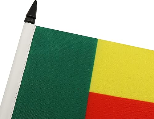 Miniatura 249 de Bandera de mesa Sierra Leona de 5 x 8 pulgadas, bandera de escritorio de Sierra Leona, 8.3 x 5.5 in, barra y base de plástico negro AZ FLAG