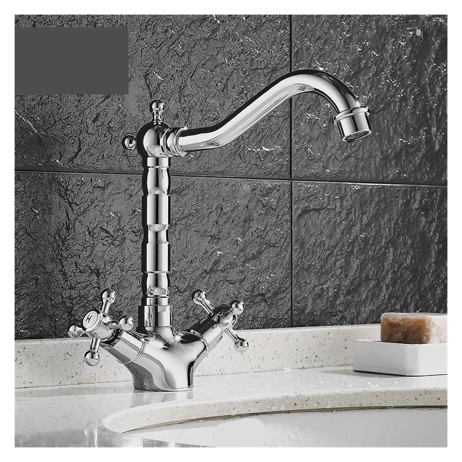 Robinet de salle de bains double trou chromé poli avec bassinet eau chaude et froide