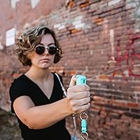 Vista 12 de Sabre Gel de pimienta con tapa abatible rápida, aerosol OC de máxima resistencia, clip a presión para un fácil transporte y acceso rápido, agarre