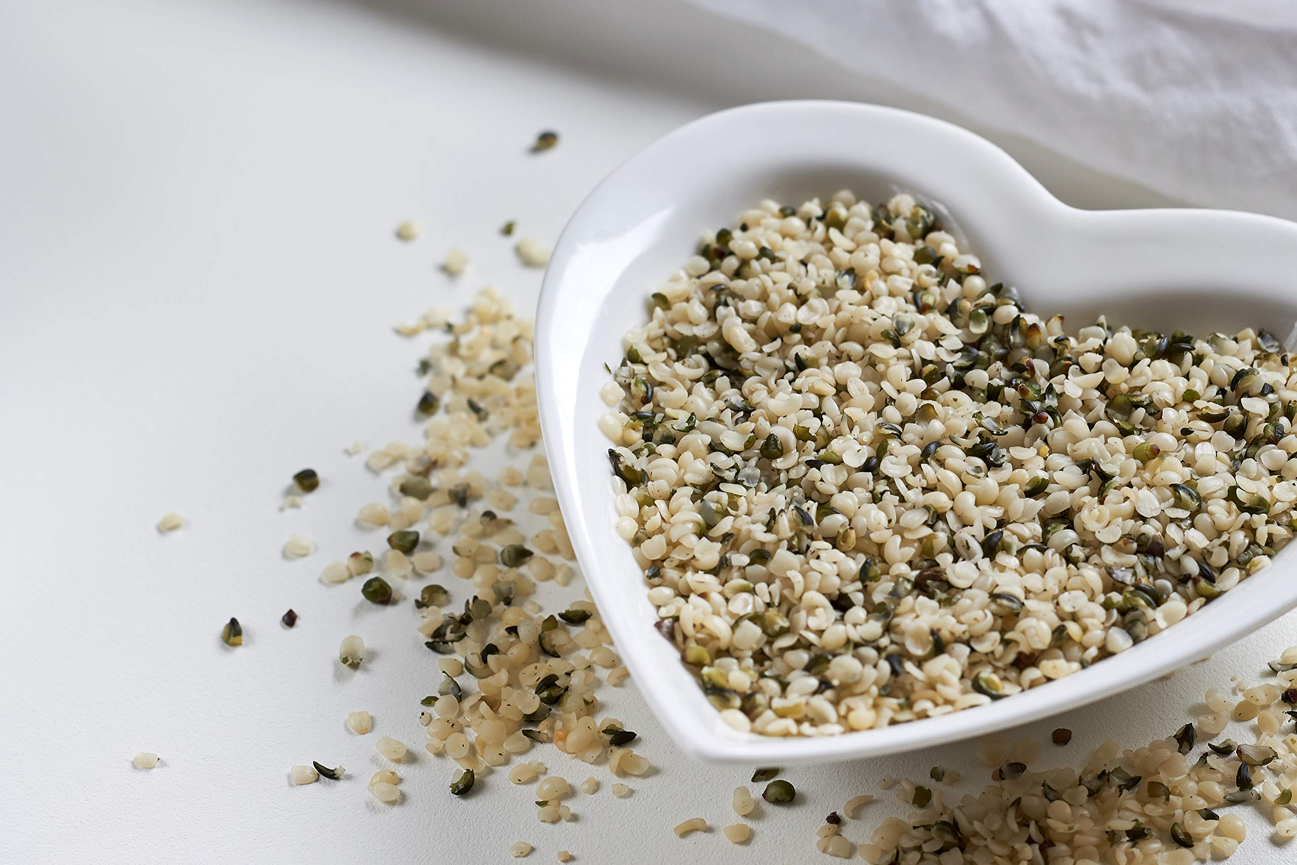 Semi Di Canapa Sgusciati 100% Naturali [1kg] Decorticati Crudi E Integrali. Vegan Food, Ricco Di Proteine, Perfetto Per Colazione, Seeds Proteici A Basso Contenuto Di Carboidrati – Dorimed