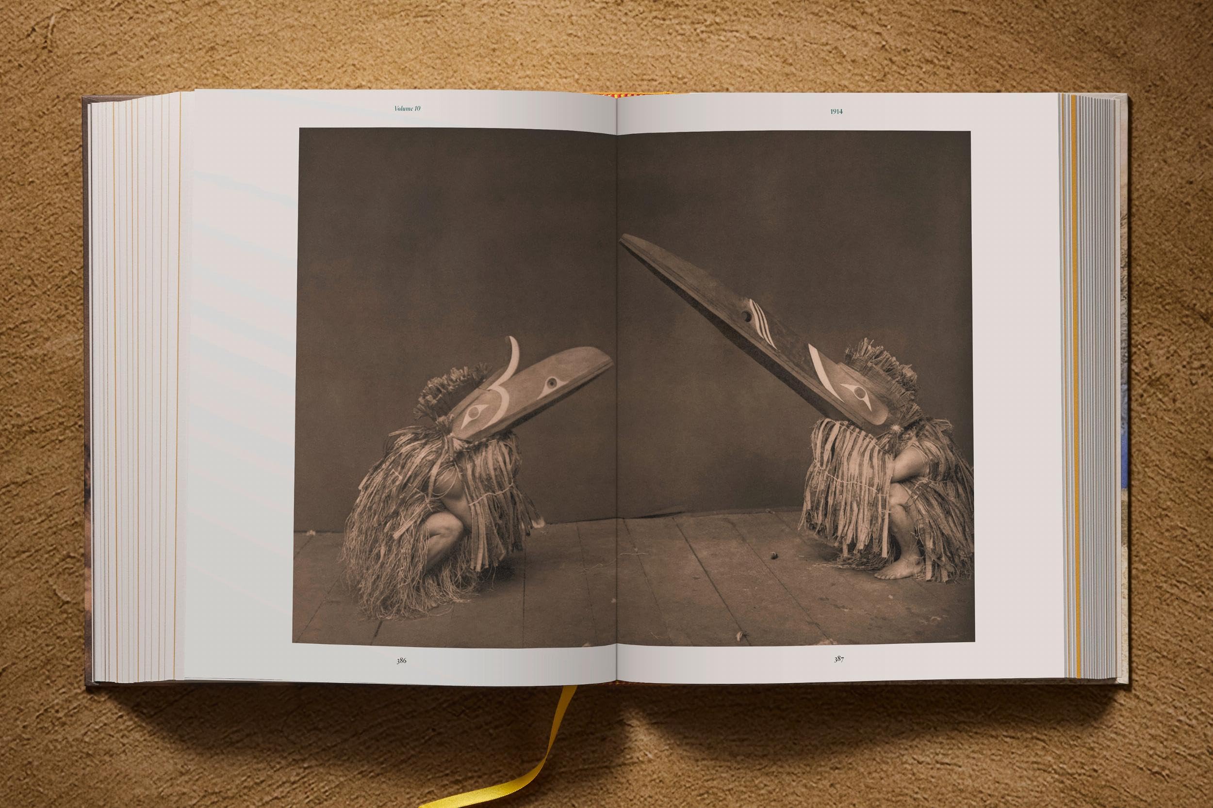 Edward S. Curtis. The North American Indian. The Complete Portfolios (Classics)