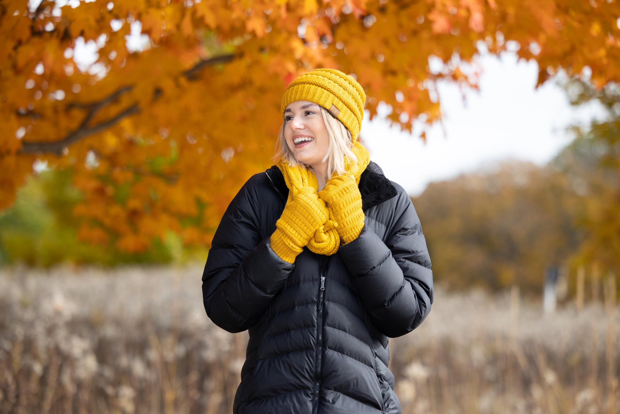 Funky Junque Mütze, Schal, Handschuh-Set für Damen, passendes Winter-Set mit gerippter Strickmütze, weichem Infinity-Schal und warmen, gemütlichen Strickhandschuhen für kaltes Wetter