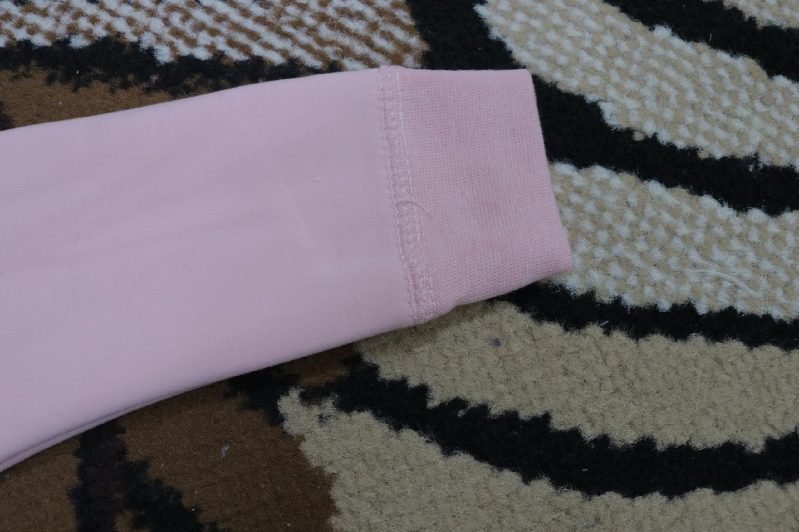 Hold Present Infant Winter Wear Fleece Printed Sweatshirt with Pajama Jogger (Pink, 1-3 Months) 3