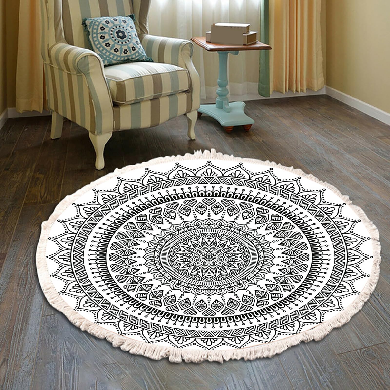 Tapis rond bohème de qualité supérieure avec pompons géométriques