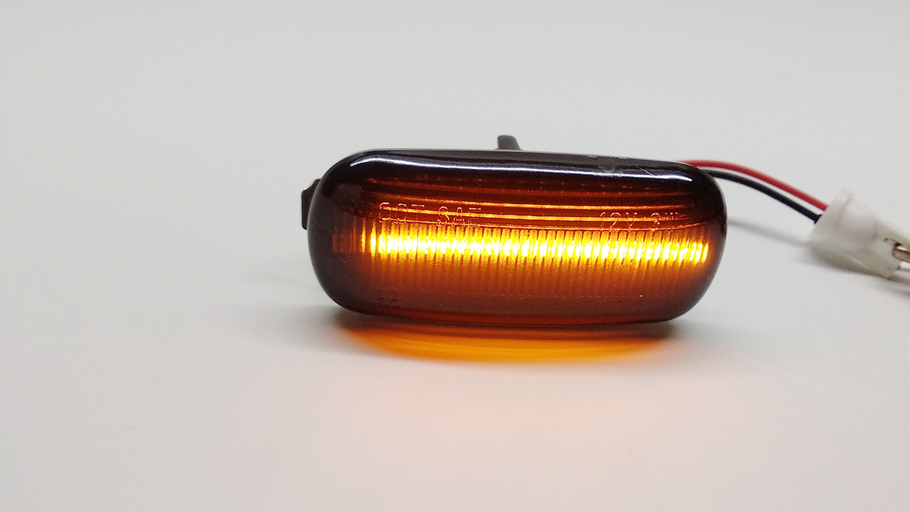 Amazon.com: Xinctai 2PCS Smoke Lens Dynamic LED Side Marker Turn