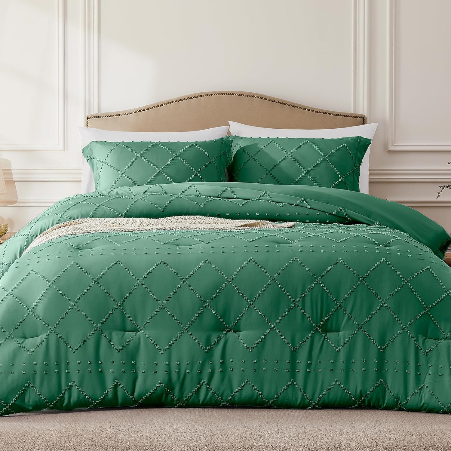Quataly Boho Queen Comforter Set Emerald Green Tufted Chic Bedding Comforter Set