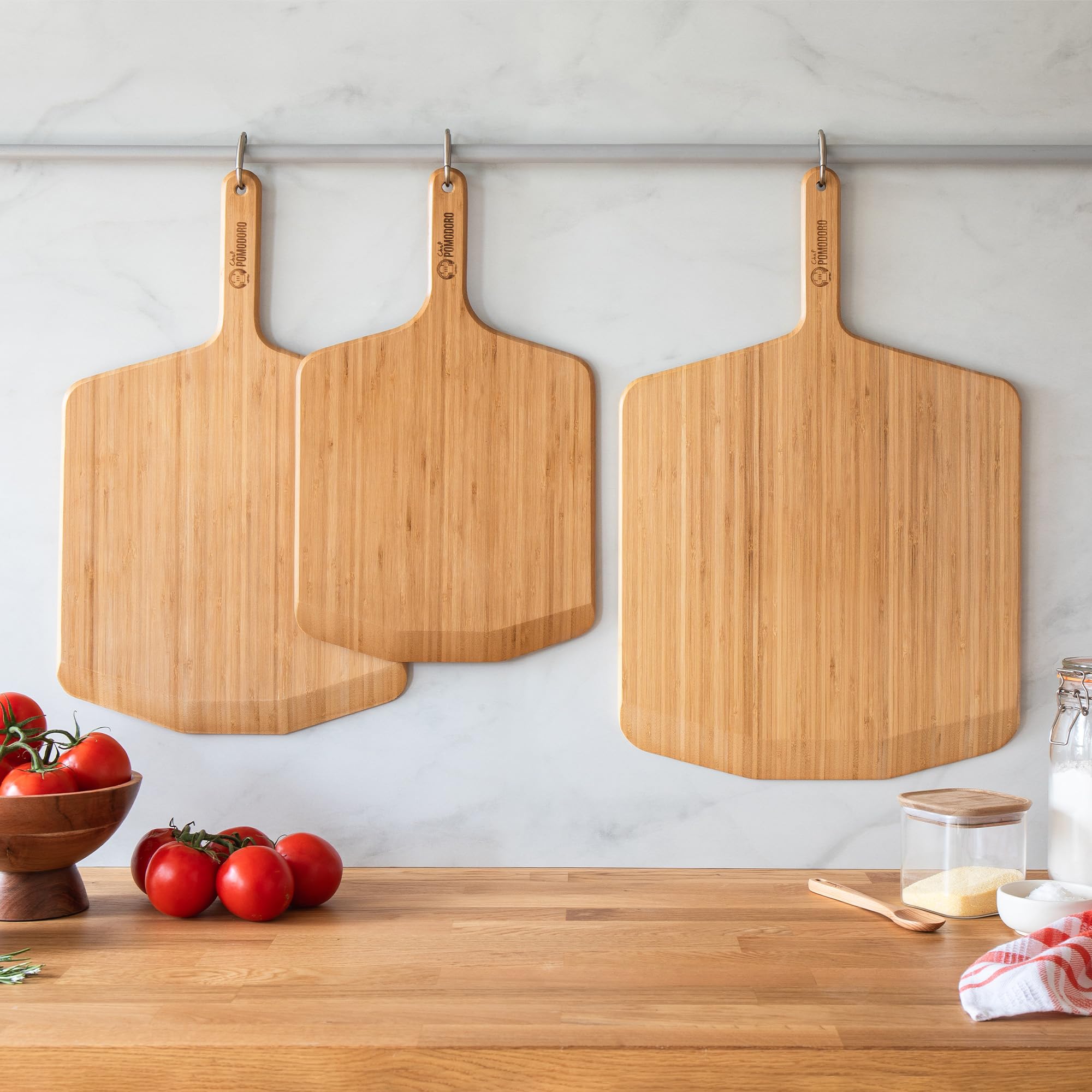 Chef Pomodoro - Grande Pelle A Pizza En Bois de Bambou (41 cm) - Pelle Pizza et Planche à Découper, Préparer et Tranférer vos pizza et pains - Planche pizza Légère et Résistant, Convient aux fours
