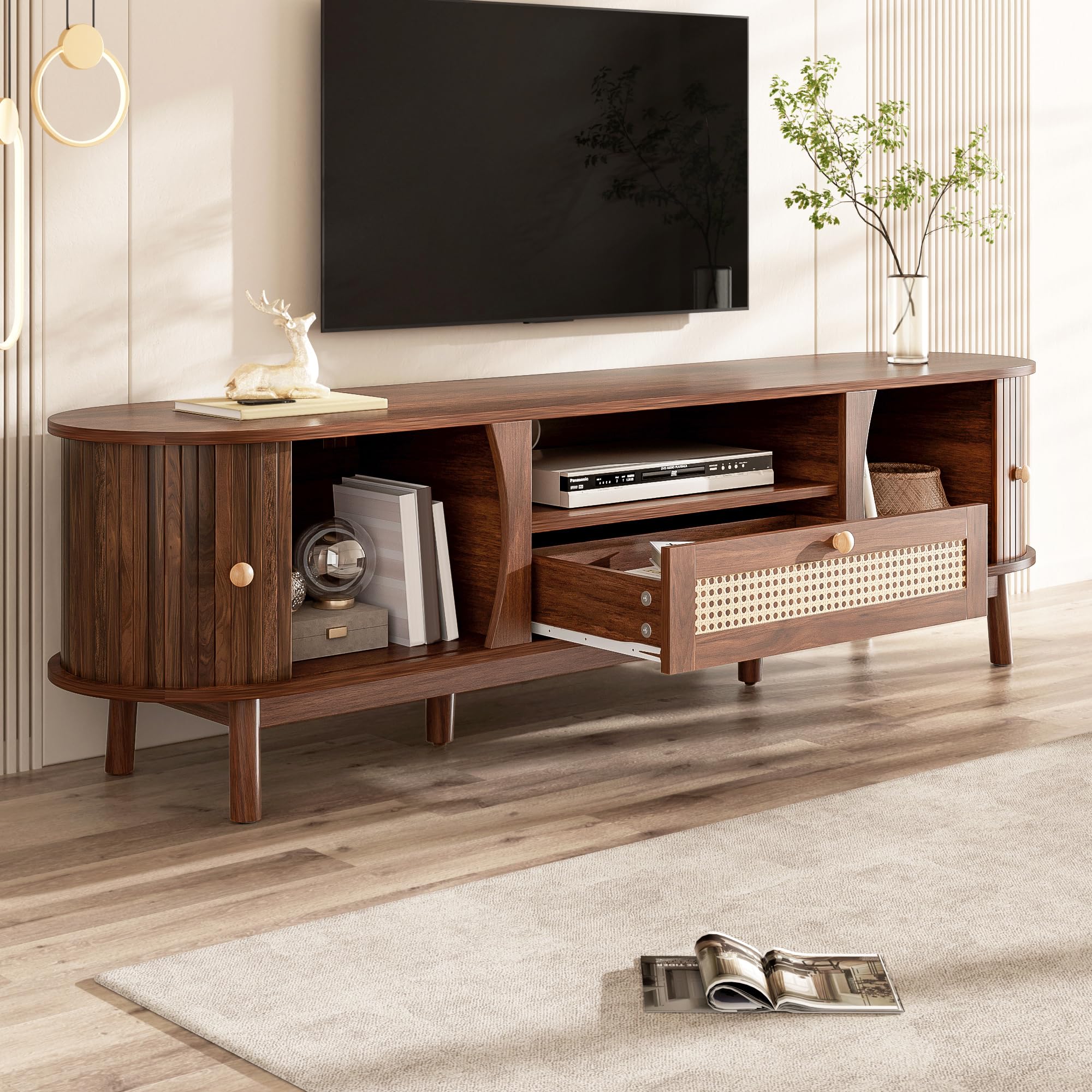 Mobile TV in stile rustico, mobile basso in rattan con ante scorrevoli, 165 x 37 cm, effetto noce, salvaspazio, design rustico