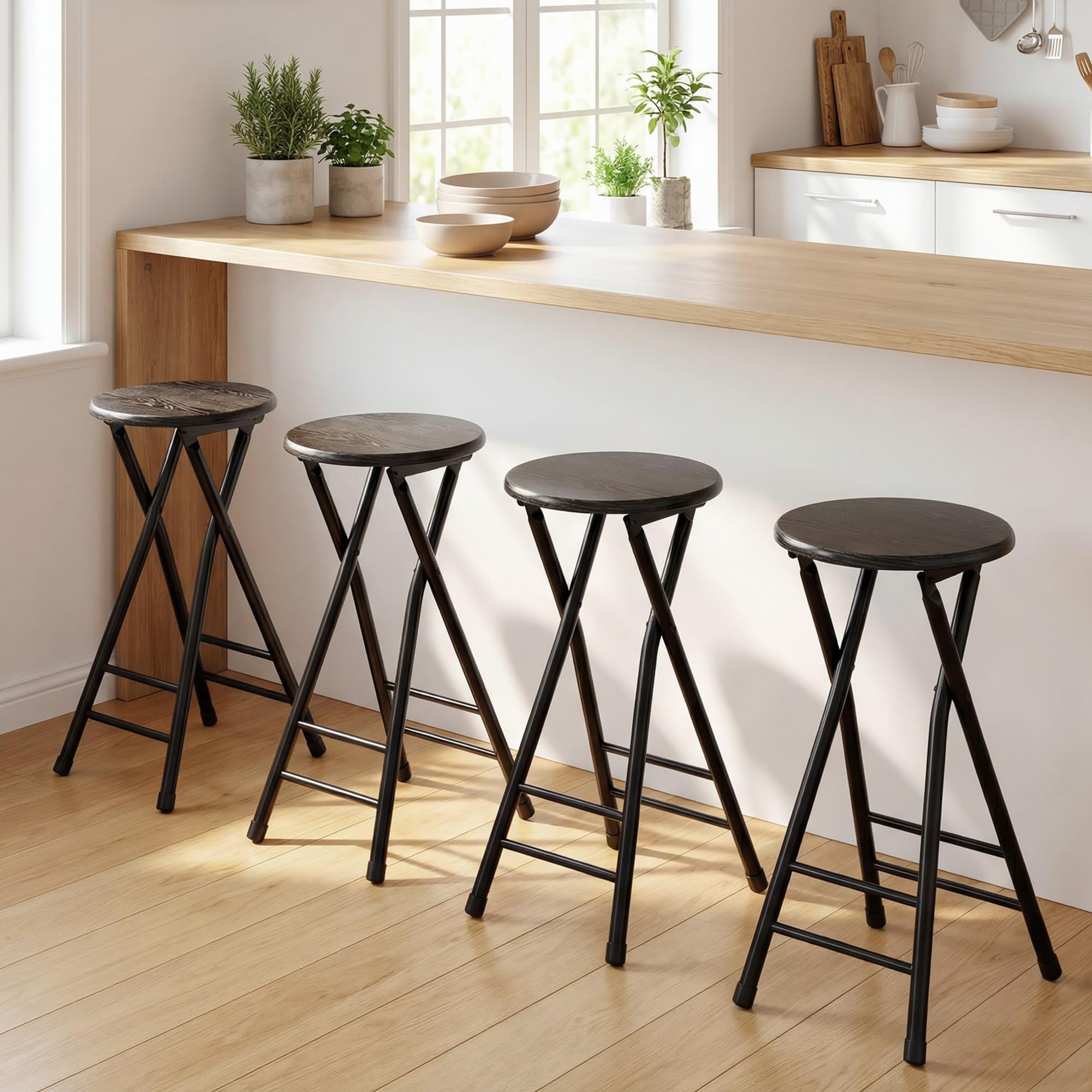 HOMCOM Set 4 Sgabelli Bar Pieghevoli, Sgabelli Cucina Alti Rotondi con 2 Poggiapiedi, Struttura in Legno e Acciaio, Sedie Bar Alte, per Penisola, Nero