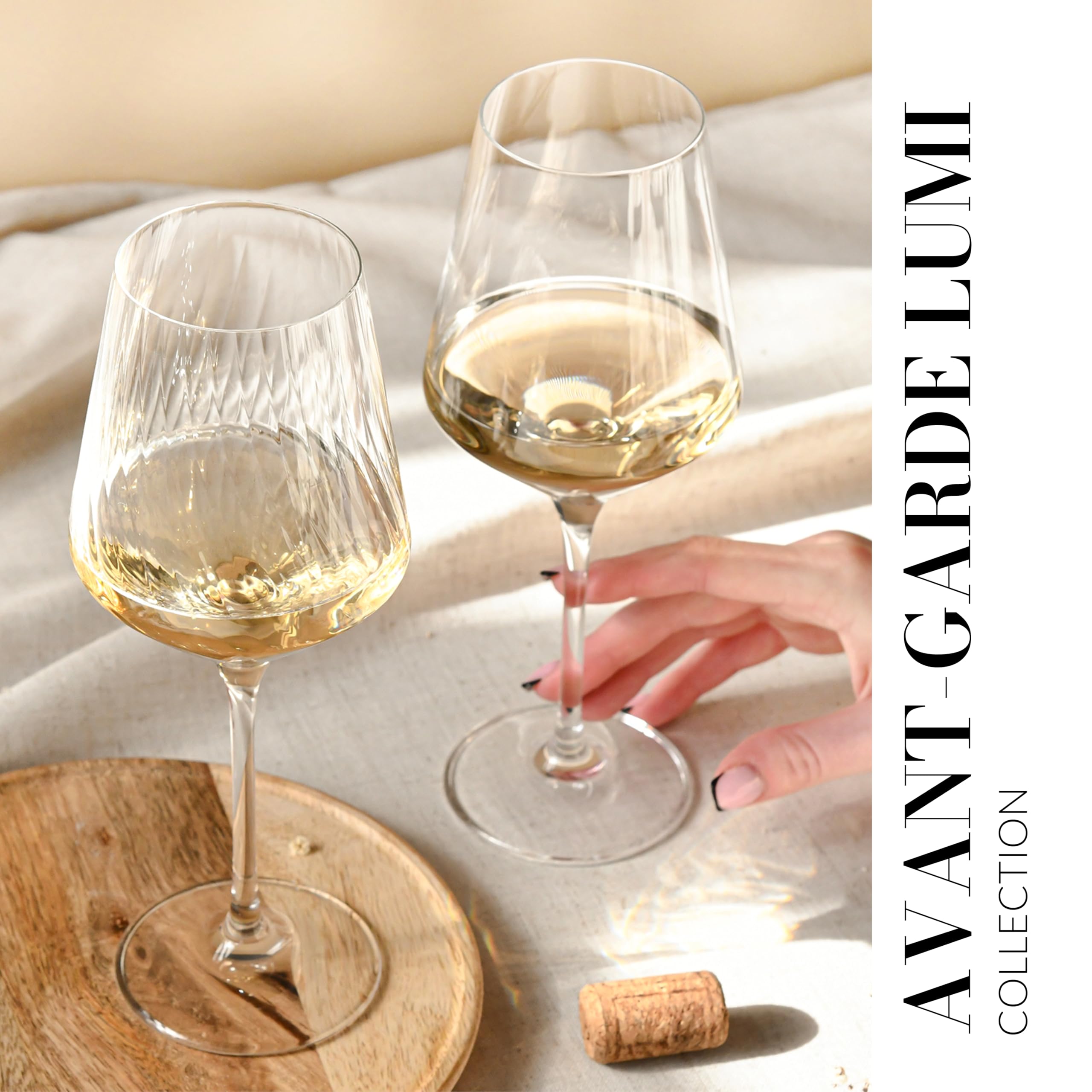 KROSNO Kieliszki do Białego Wina Avant-Garde LUMI, Zestaw 4 x 450 ml | Szkło Kryształowe Bezołowiowe, zdobienie optyczne, do chardonnay, win musujących i koktajli, zmywarka