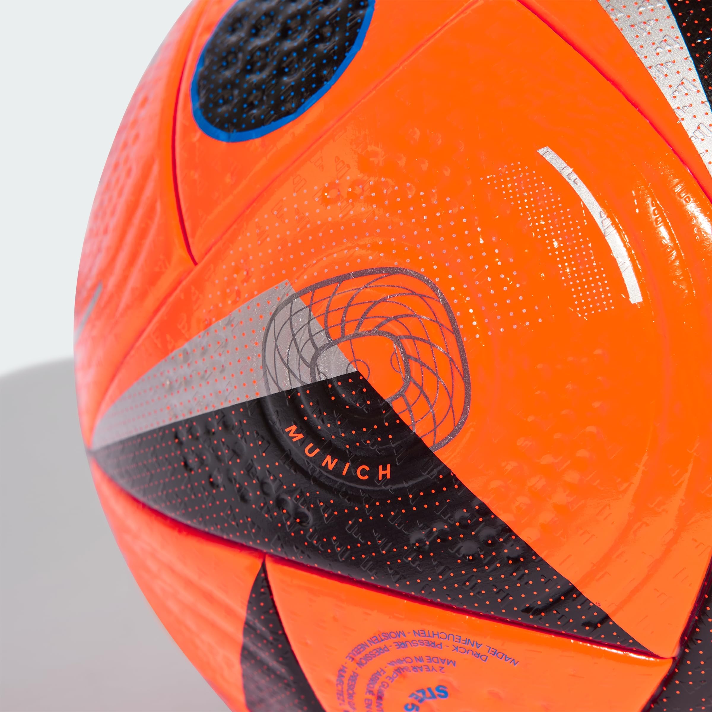 adidas Fussballliebe Winter Euro 2024 FIFA Quality Pro Ball IN9382