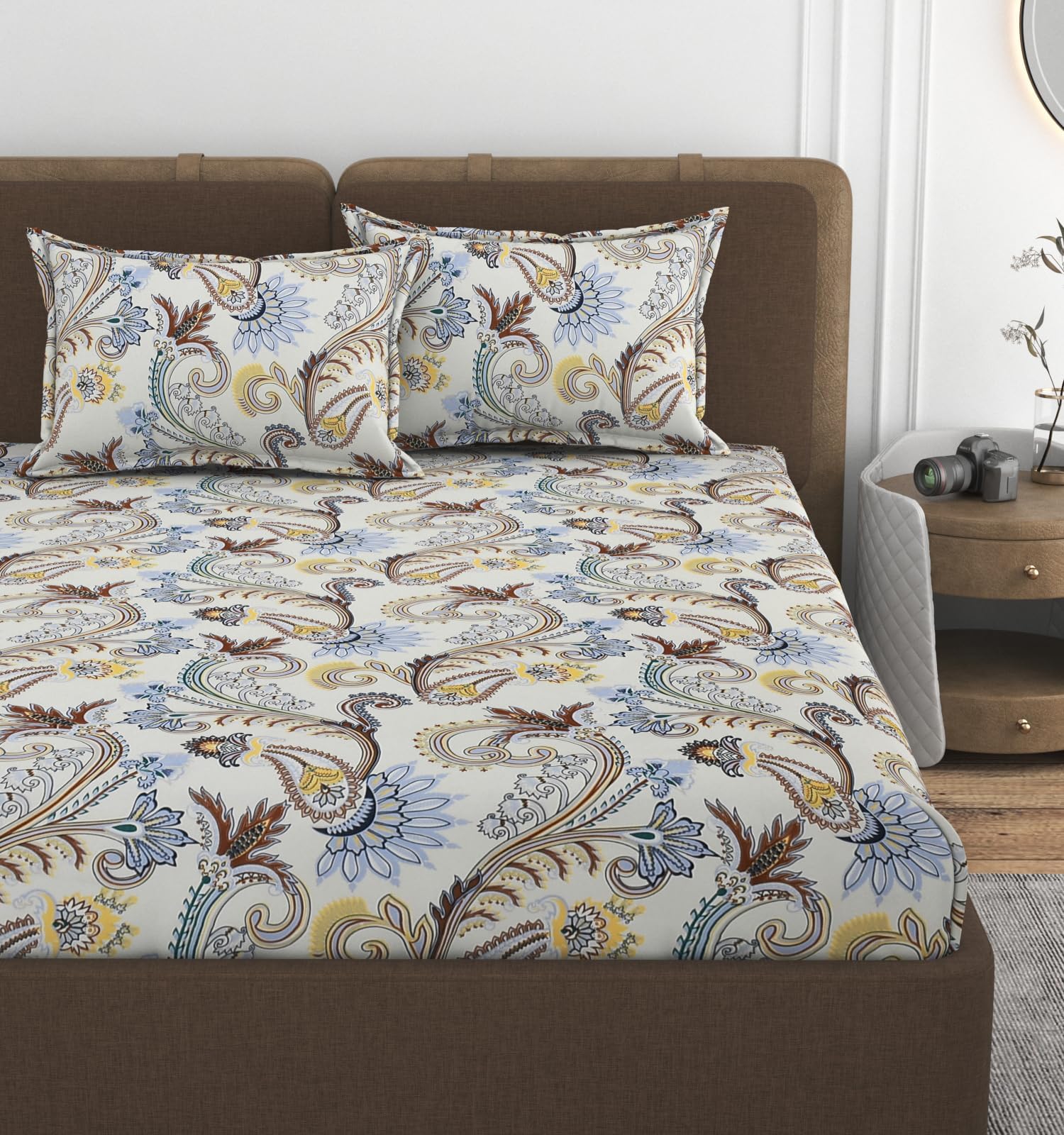 VOMZER Premium 320 TC Fitted Bed Sheet with Full Elastic - Deep Pocket Design - Wrinkle Resistant Fitted Bedsheet Double King 72x78 Cream Traingle