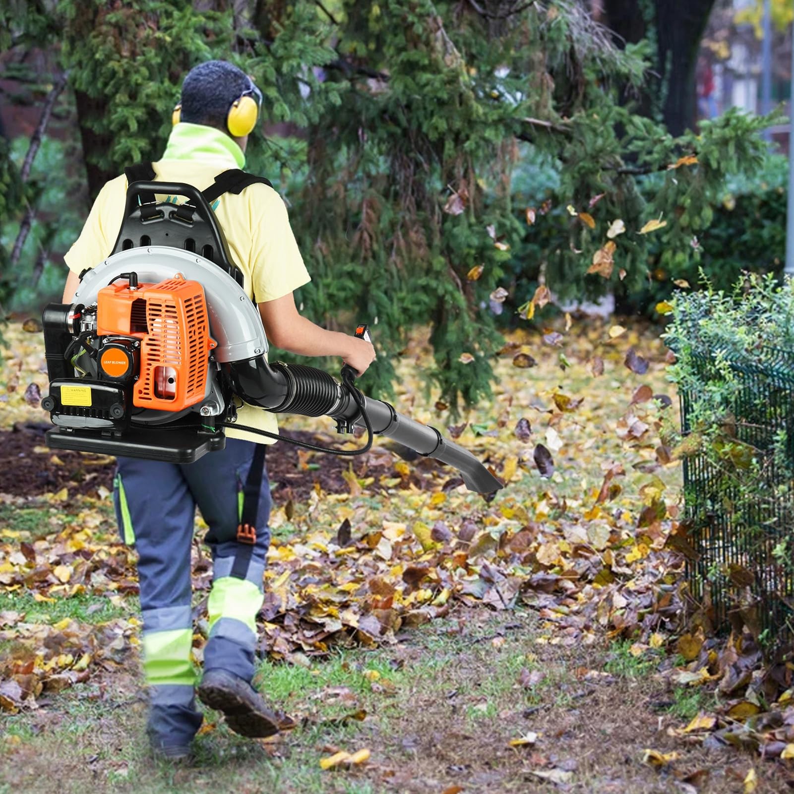Souffleur Thermique à Dos 63cm³, Moteur 2 Temps 3hp, Souffleur De Feuilles Puissant 6800tr/Min, Débit 665cfm, Réservoir 1.7l, pour Jardin, Neige Et Chantier Orange