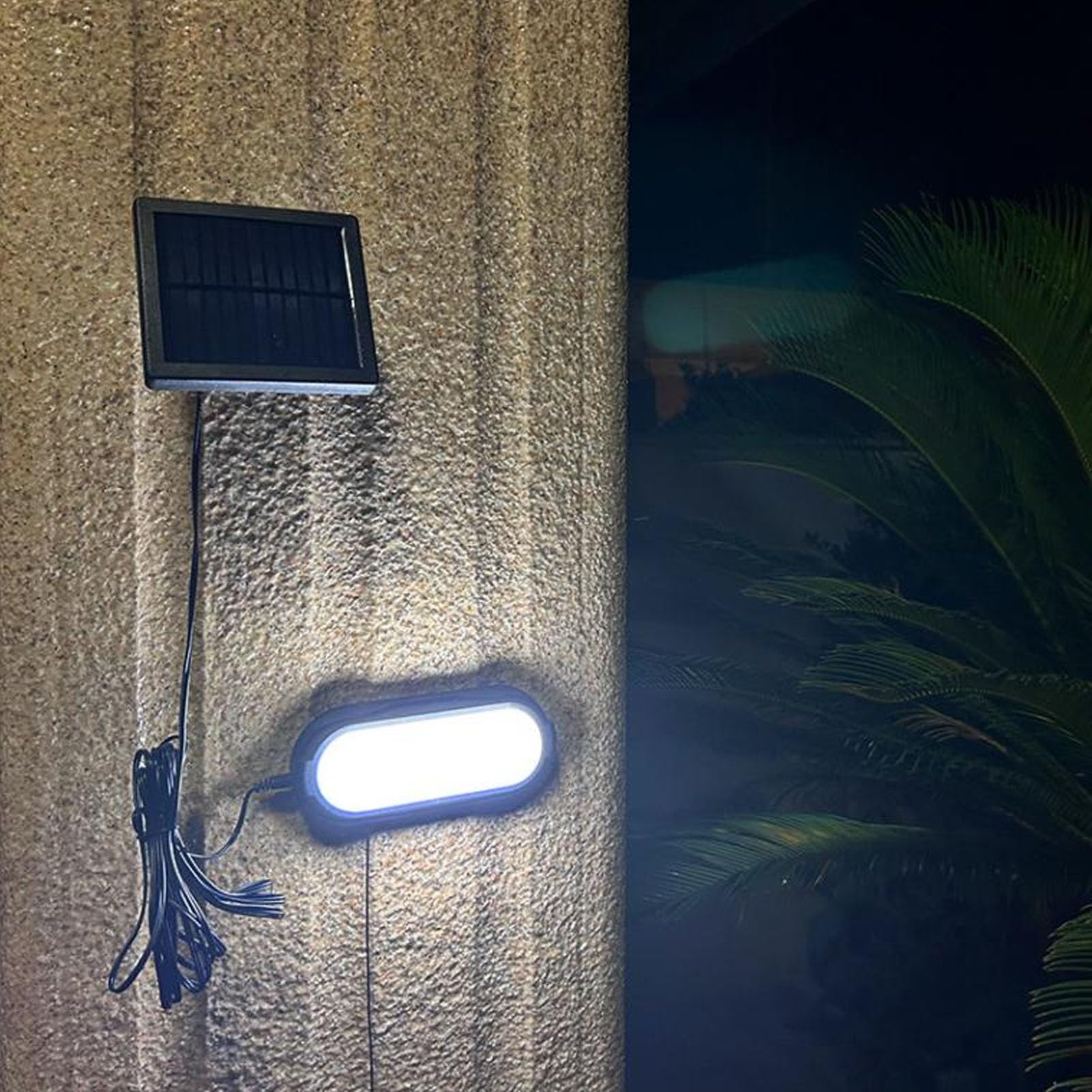 Asixxsix Lampes Solaires Suspendues D'extérieur, Lampe Solaire avec Panneau Solaire, Interrupteur à Cordon, Lumière LED à énergie Solaire pour Garage, Patio, Poulailler, Grange