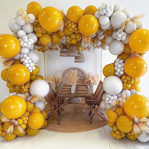 MOMOSHERO Kit de guirnalda de arco de globos amarillos mostaza, con globos de arena blanca para decoración de fiesta de cumpleaños temática de