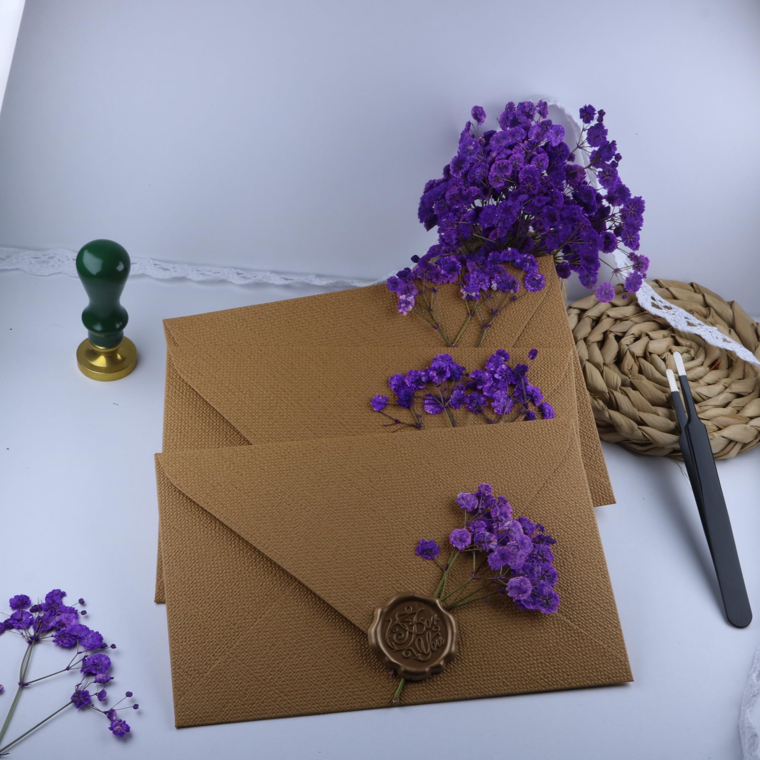 50 Zweige Lila gepresste Blumen Bulk Getrocknete Blumen Kit für Harz Getrocknete Babys Atem Blume Natürlich mit Pinzette für Handwerk Weihnachten DIY Geschenk Scrapbooking Foto Requisiten