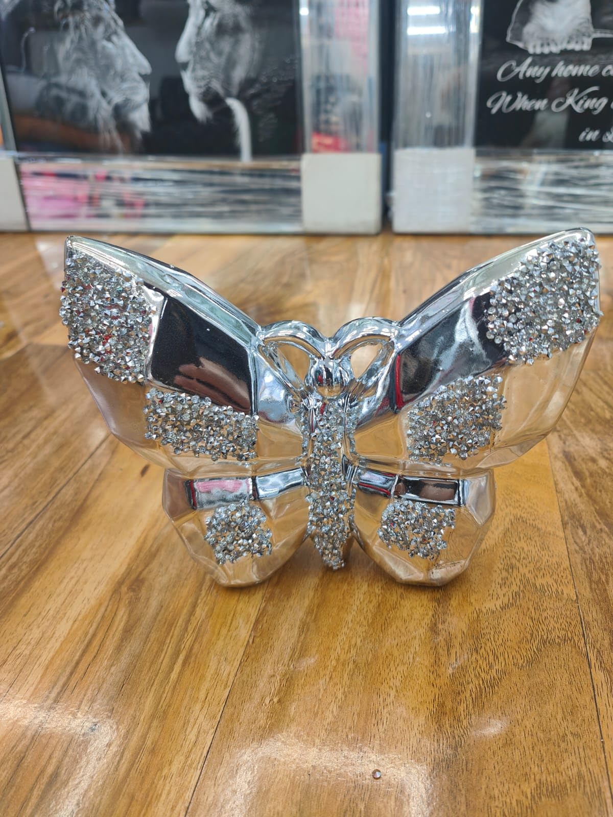 Biznest Silver Crushed Diamond Butterfly Ornament Figurine - Living Room Accessories - Best Gift, Present - Home Decoration - Home Décor Eye Catching Beautiful Display.