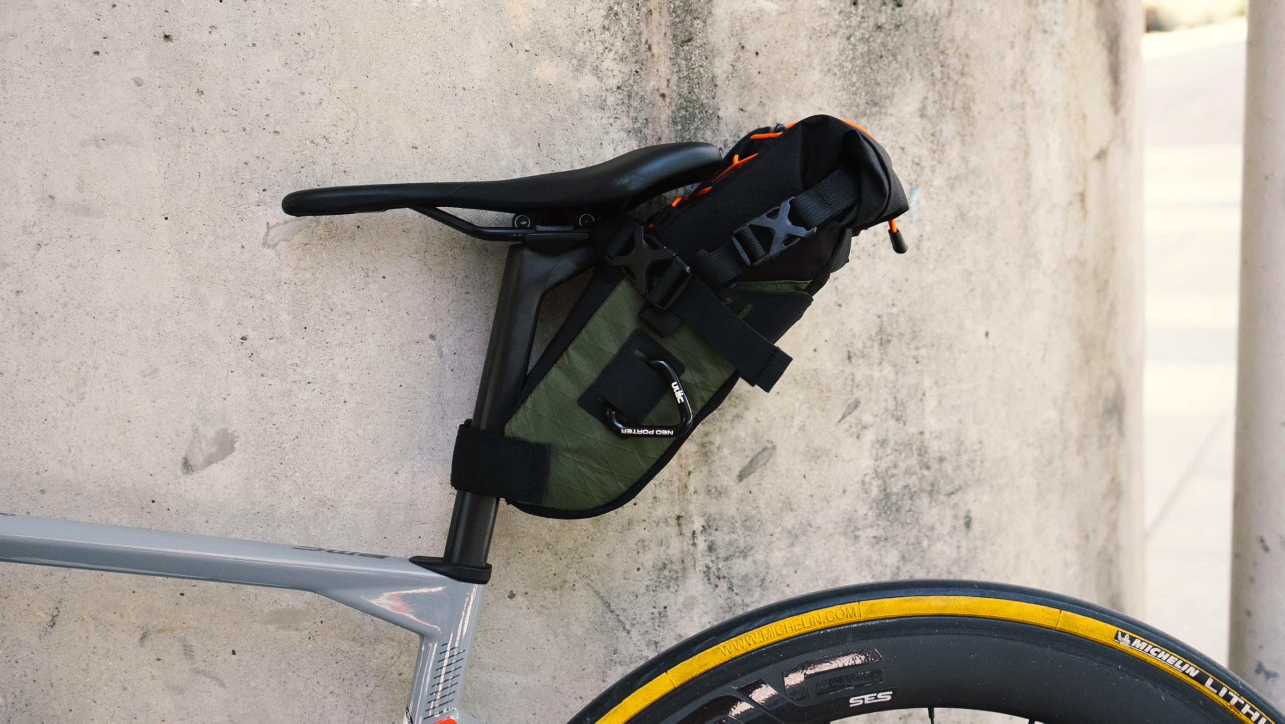 Bolsa Sillín Bicicleta Gran Capacidad 5.8L Radtail GT Impermeable Ultraligera MTB Gravel Carretera Bikepacking Expandible Accesorios Ciclismo