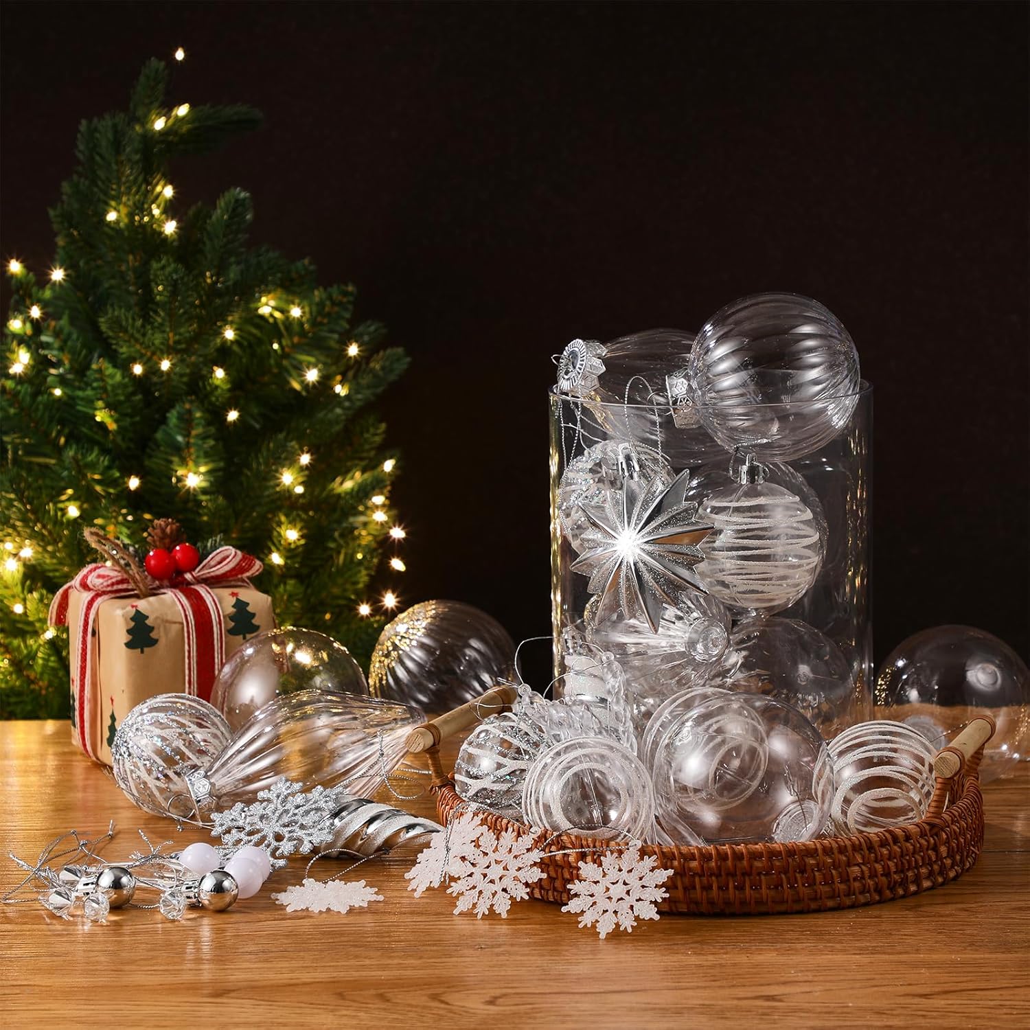 150 Pcs White Clear Christmas Tree Ornaments Elegant Plastic Crystal Hanging Ornaments Snowflake Glass Icicle Drop Shatterproof Pendants Balls Decoration for Xmas Tree Winter Holiday Party