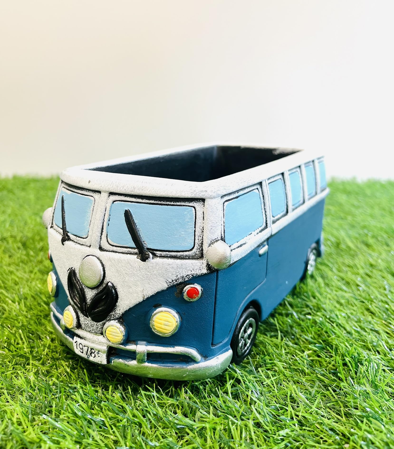 My Square Mile Retro Camper Van Decorative Planter, Blue and White, 22.5 x 12 x 10 cm, Cement Plant Pot with Drainage