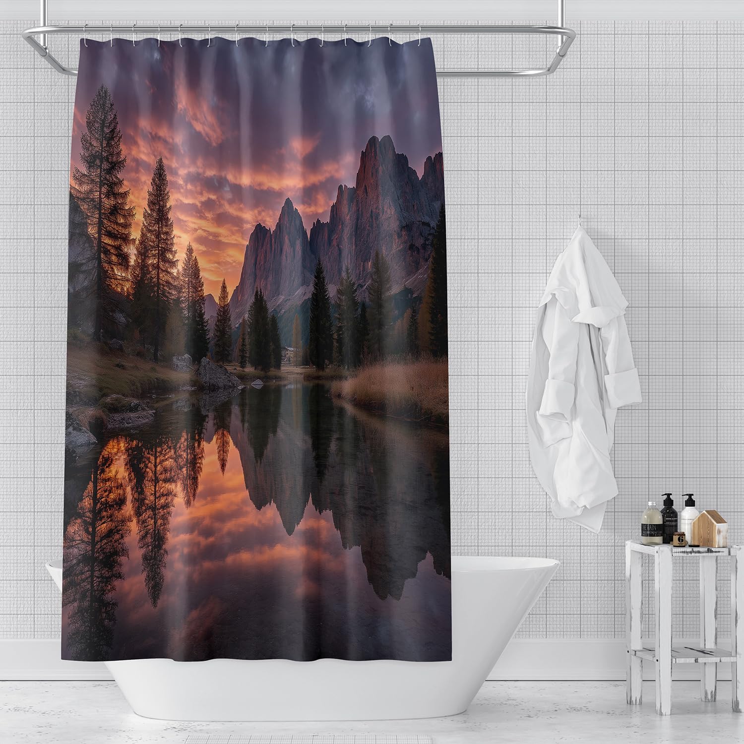 Cortina de Ducha con Diseño de Atardecer en La Montaña para Baño,con Montañas y Pinos Reflejados en el Agua,con Ganchos de Plástico,Lavable a Máquina y Secado Rápido,240Anx200Alcm (1 Panel).