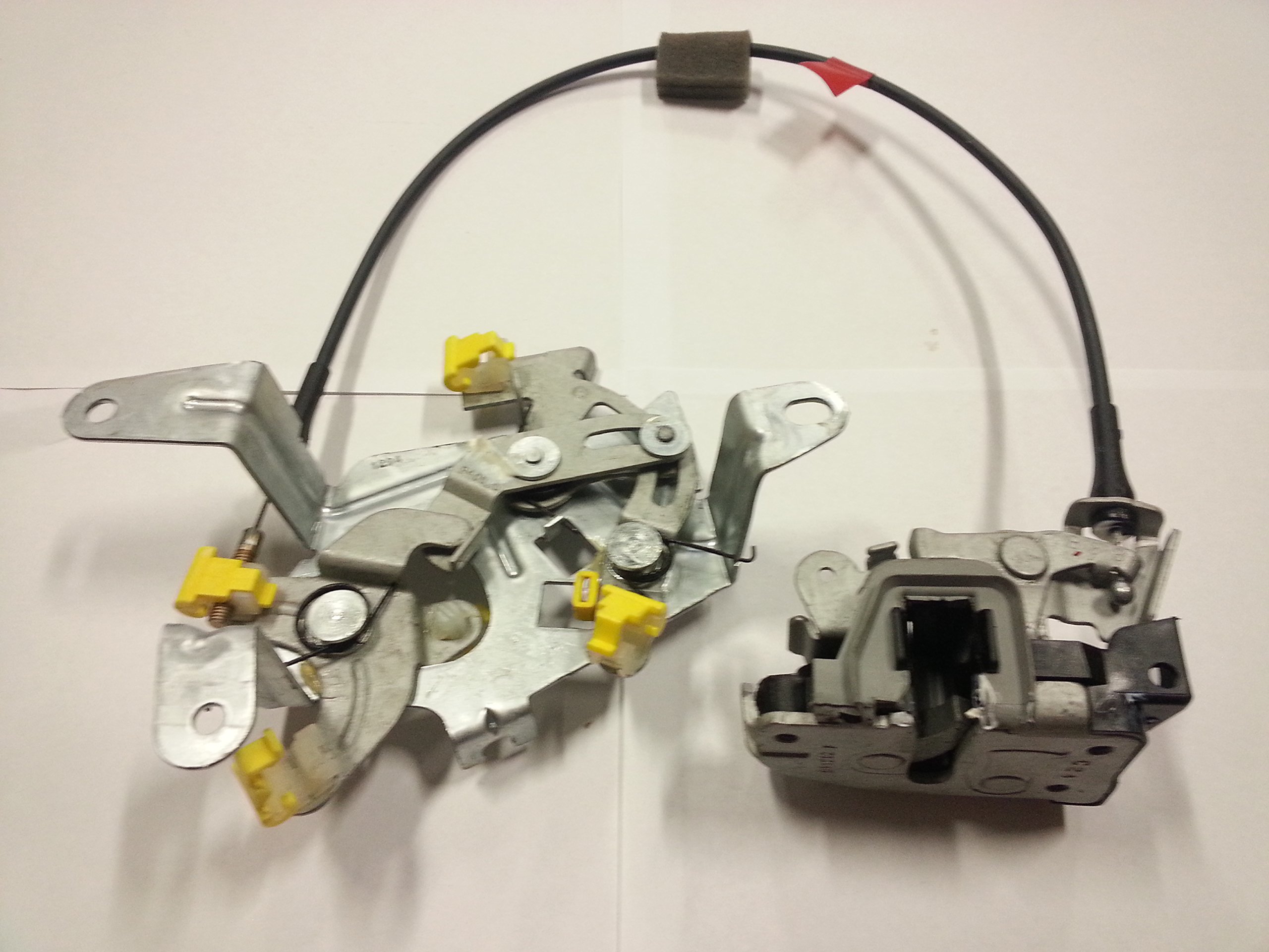 Amazon.com: Ford 6L3Z-18264A00-C - LATCH : Automotive