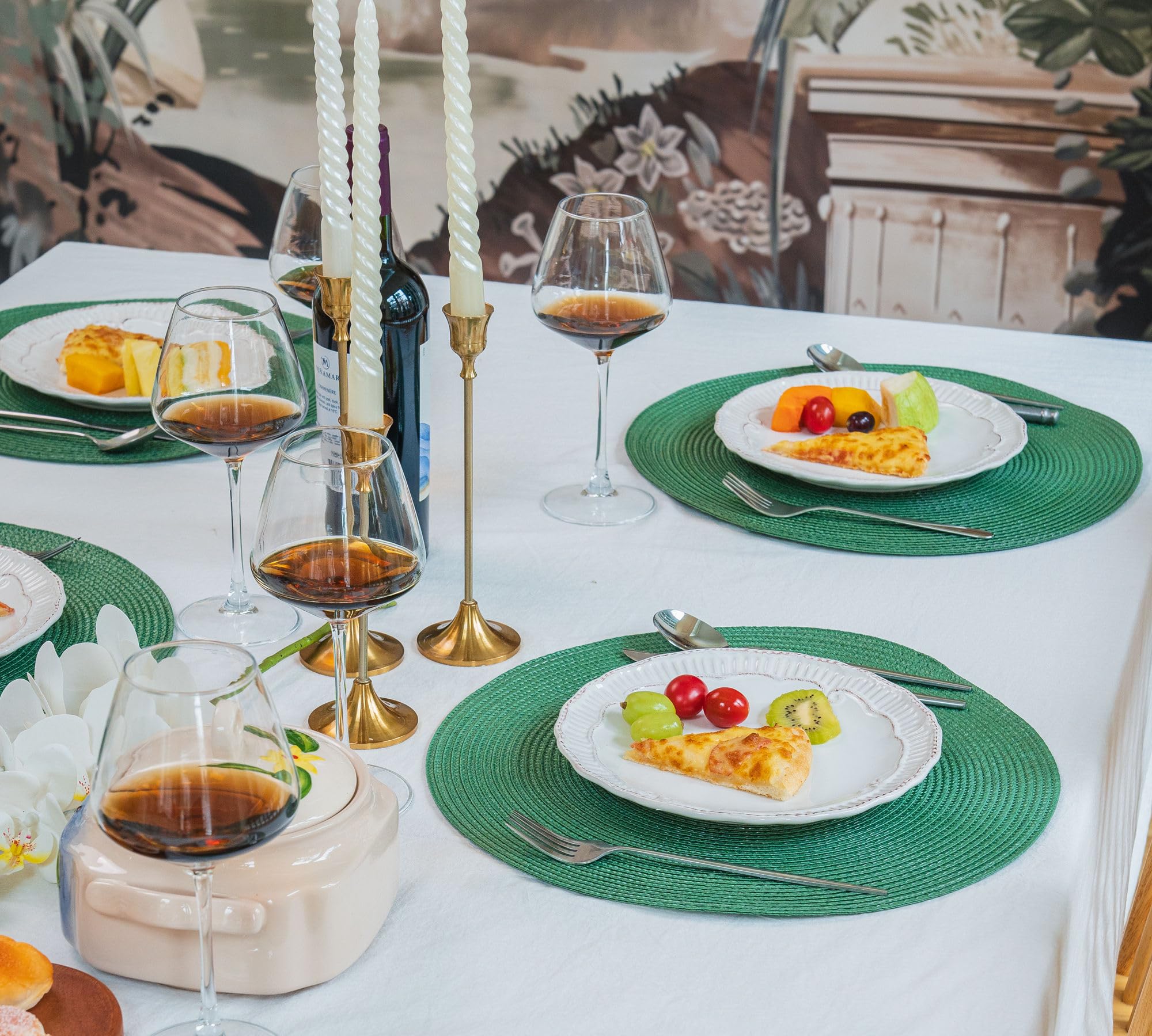 Zupro Runde Tischsets 6er-Set, 38.1 cm, geflochtene Tischsets für Esstische, rutschfest, waschbar, für vier Jahreszeiten, Dinnerpartys, Weihnachten, Geburtstage und Innen- und Außenbereich (olivgrün)