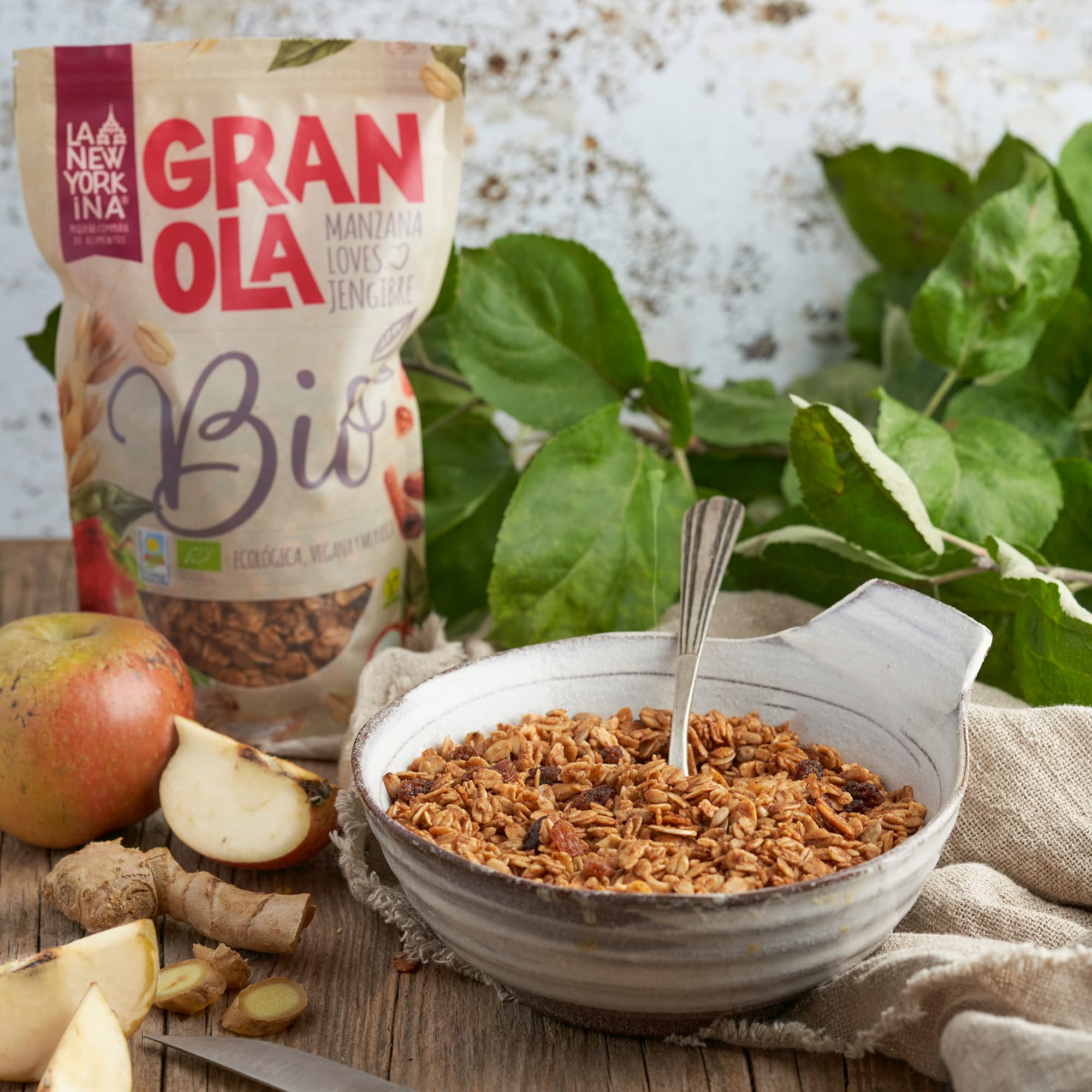 La Newyorkina Granola BIO Manzana Loves Jengibre 275g Con Chips Crujientes de Manzana y Aceite de Oliva Virgen Extra
