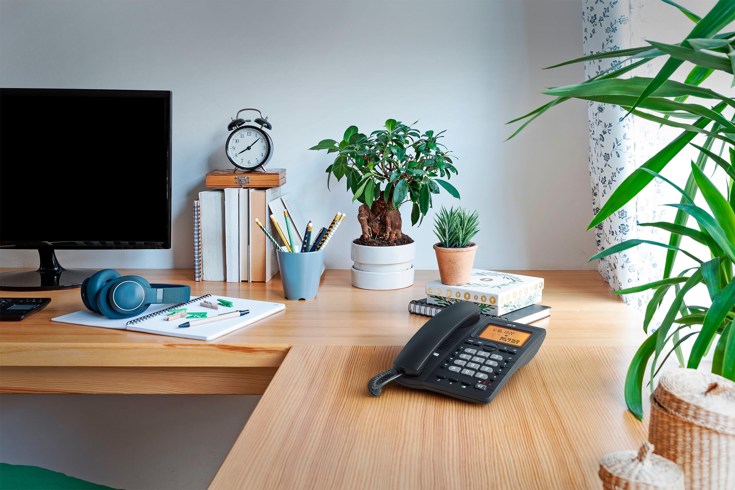 SPC Office ID 2 - Festnetztelefon mit beleuchtetem Display, 4 Direktspeichern und 10 indirekten Speichern, 2 Ruftonstufen, Anrufer-ID, Lichtsignal, Freisprechfunktion, Tisch-oder Wandmontage – Schwarz