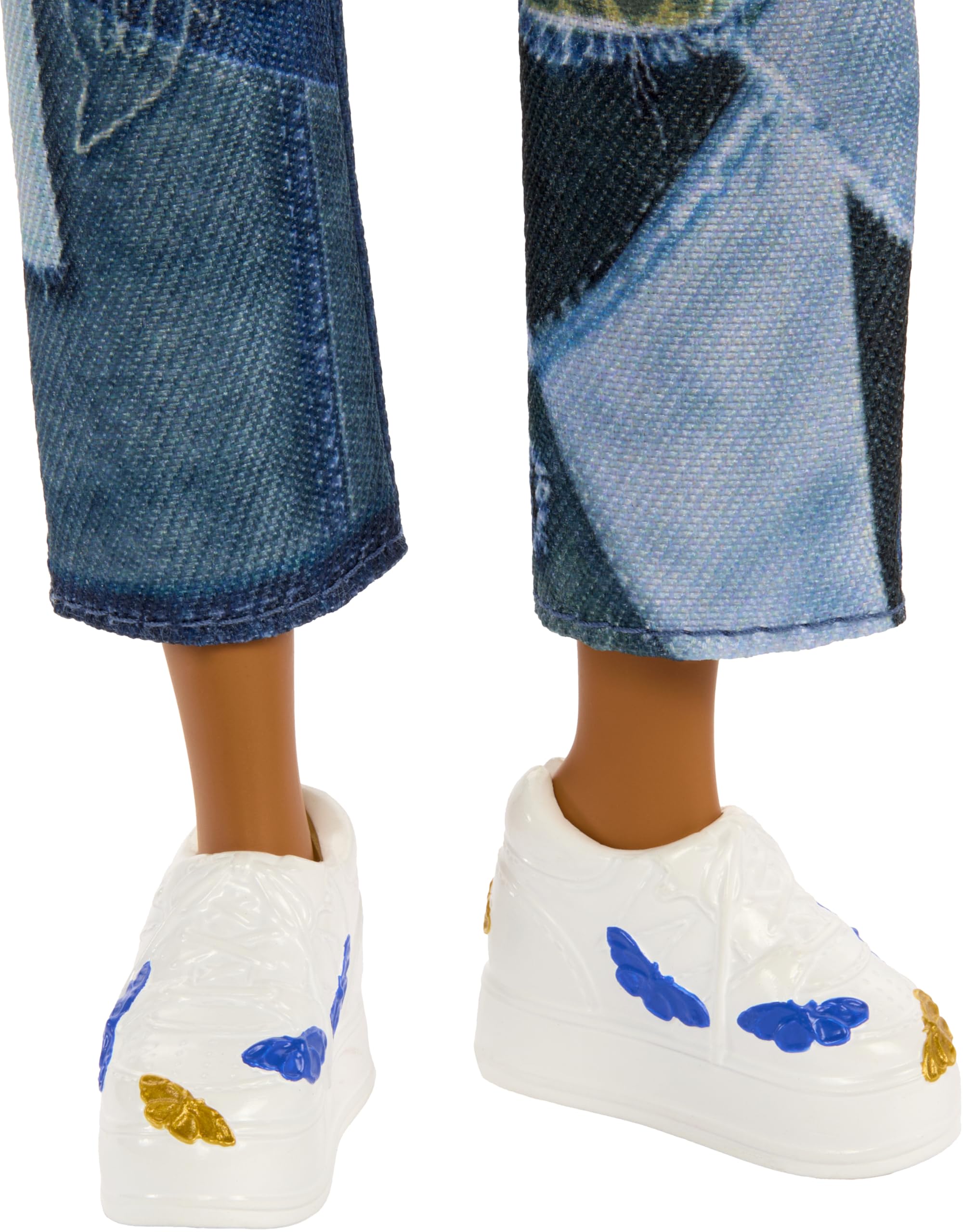 Mattel Disney Descendants 4 : The Rise of Red Fashion Doll & Accessory – Ella, Young Cendrillon avec vêtements inspirés du film