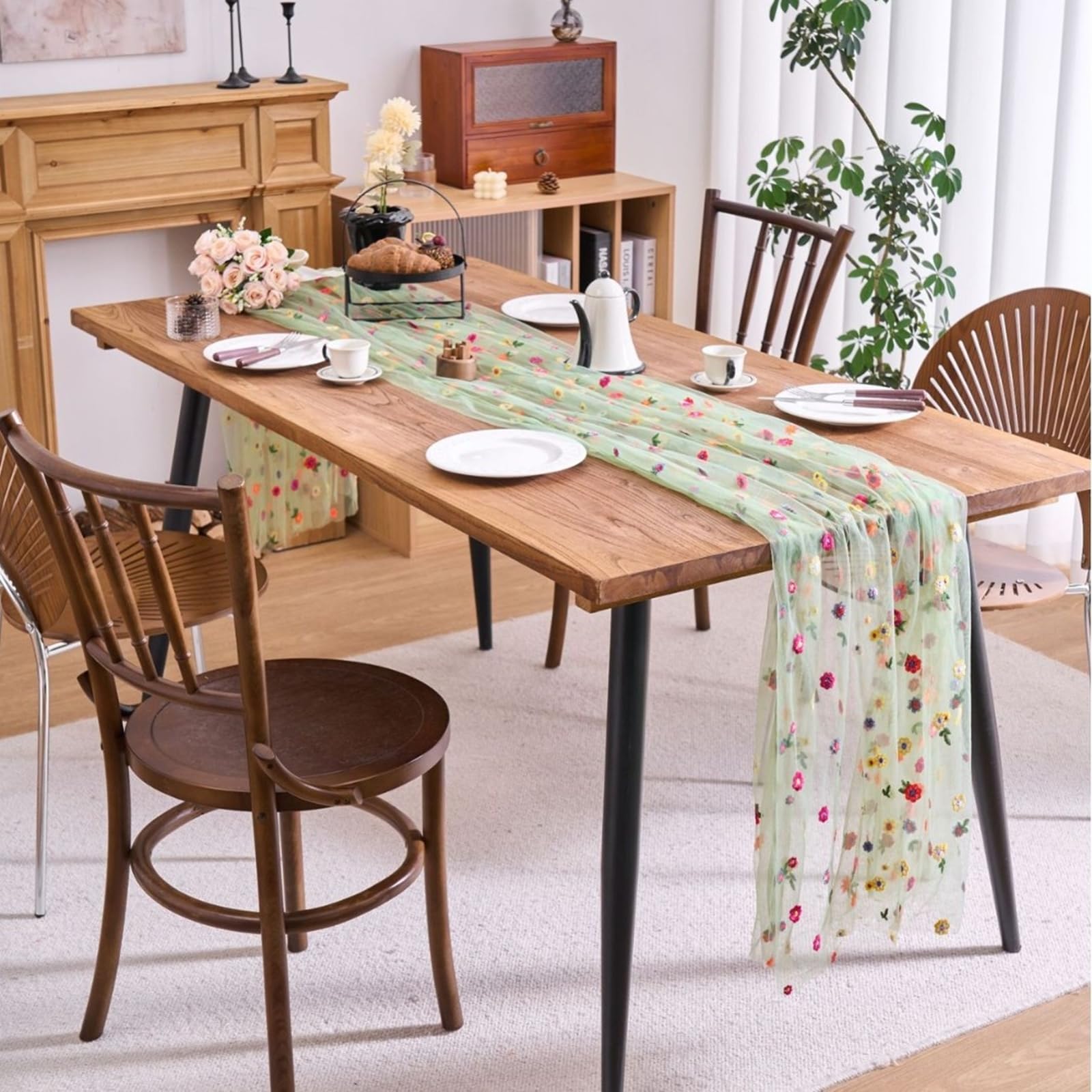 Tischläufer Polyester Modern, Tischläufer Wohnzimmer 150x160 cm, Spitze mit Floraler Stickerei