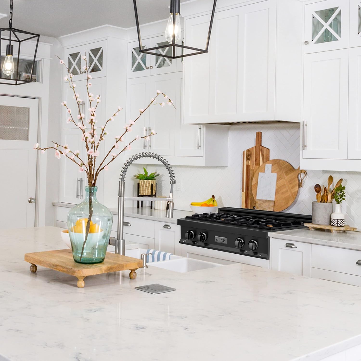 ZLINE 30 in. Legacy Gas Rangetop with 4 Burners and Porcelain Cooktop in Black Stainless Steel (RTB-30)