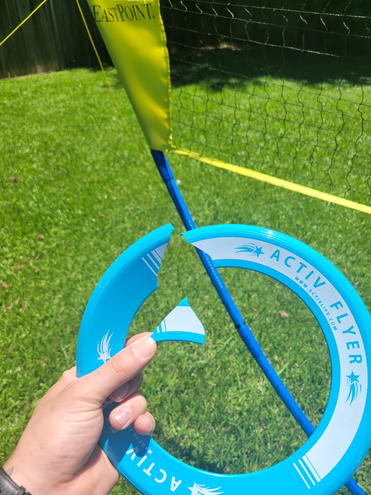 Activ Life Kid’s Flying Rings (2 Pack) They Fly Straight & Don’t Hurt, 80% Lighter Than Standard Rings - Replace Screen Time with Healthy Family Fun - Get Outside & Play