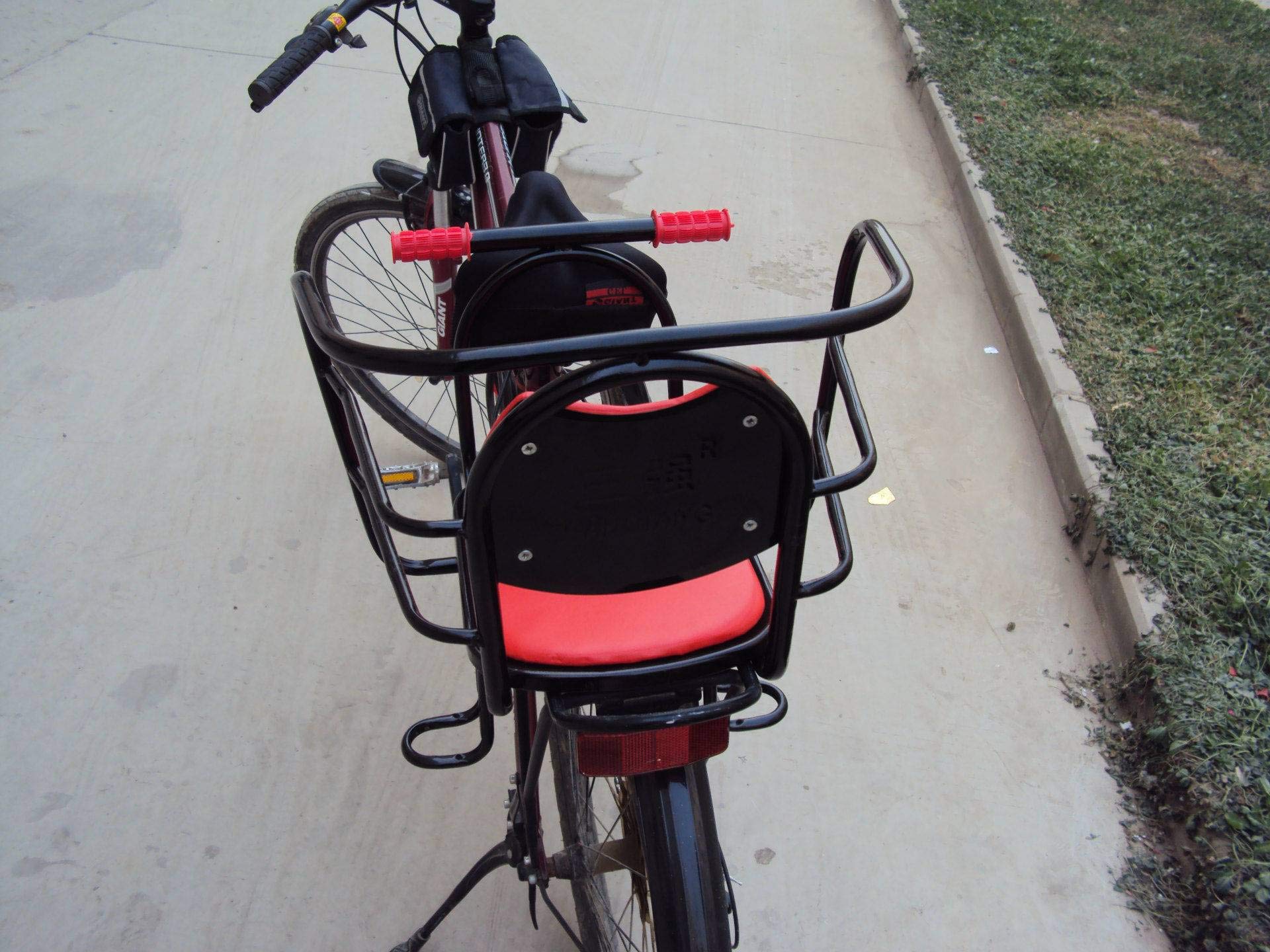 Amazon | チャイルドバイクシート, 金属の自転車の後部座席は