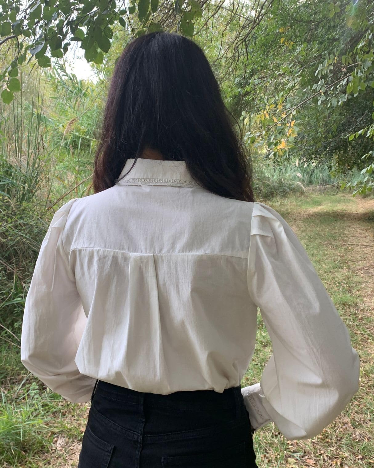 VivalaVida Official - Camicia Bianca da Donna, Blusa con Ricami, Camicia Elegante Donna, Maniche a Sbuffo, Manica Lunga, 100% Cotone, Bianco, M