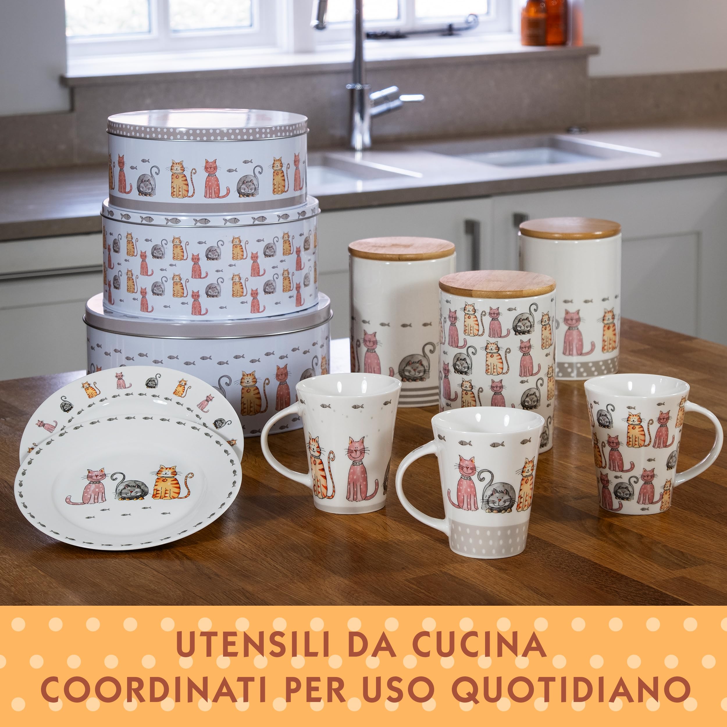 SPOTTED DOG GIFT COMPANY Set di 3 Scatole di Latta, Contenitori Impilabili per Biscotti in Metallo, Barattoli di Latta Rotondi Ermetici per Conservare Torte e Alimenti, Piccoli Medi Grandi - Gatti