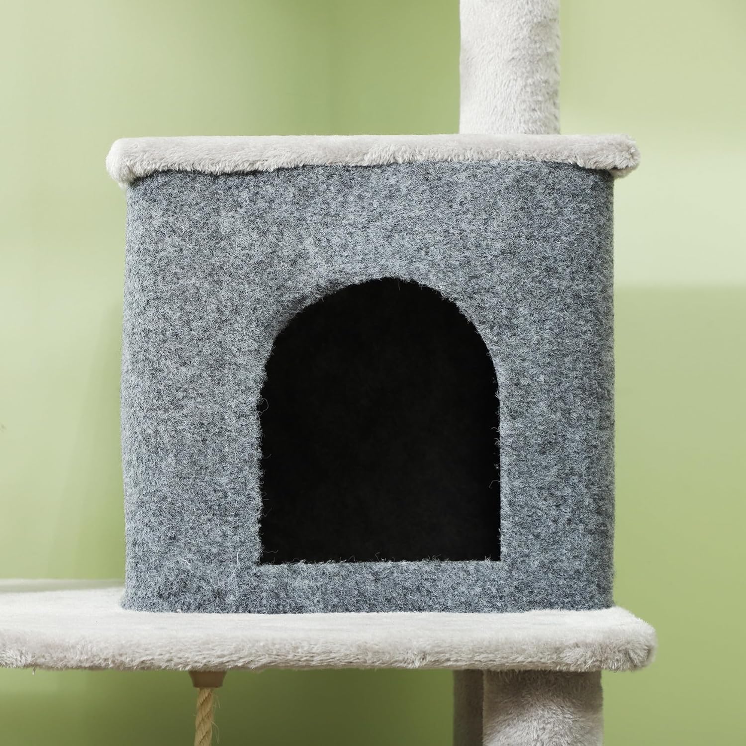 Detailed dimensions of the PawHut cat tree in inches and centimeters.