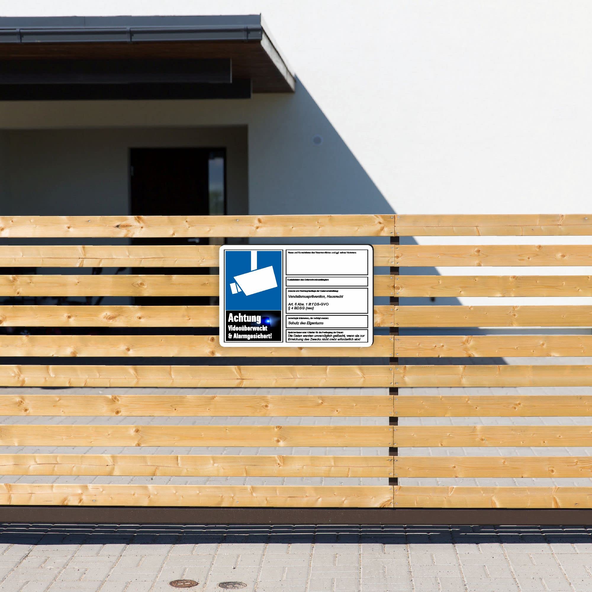 VIDEOÜBERWACHT DSGVO (BDSG) konform vorgebohrtes Schild zum Markieren eines videoüberwachten Bereiches - Videoüberwachungsschild mit Bohrlöchern - (90x60cm SCHILD)
