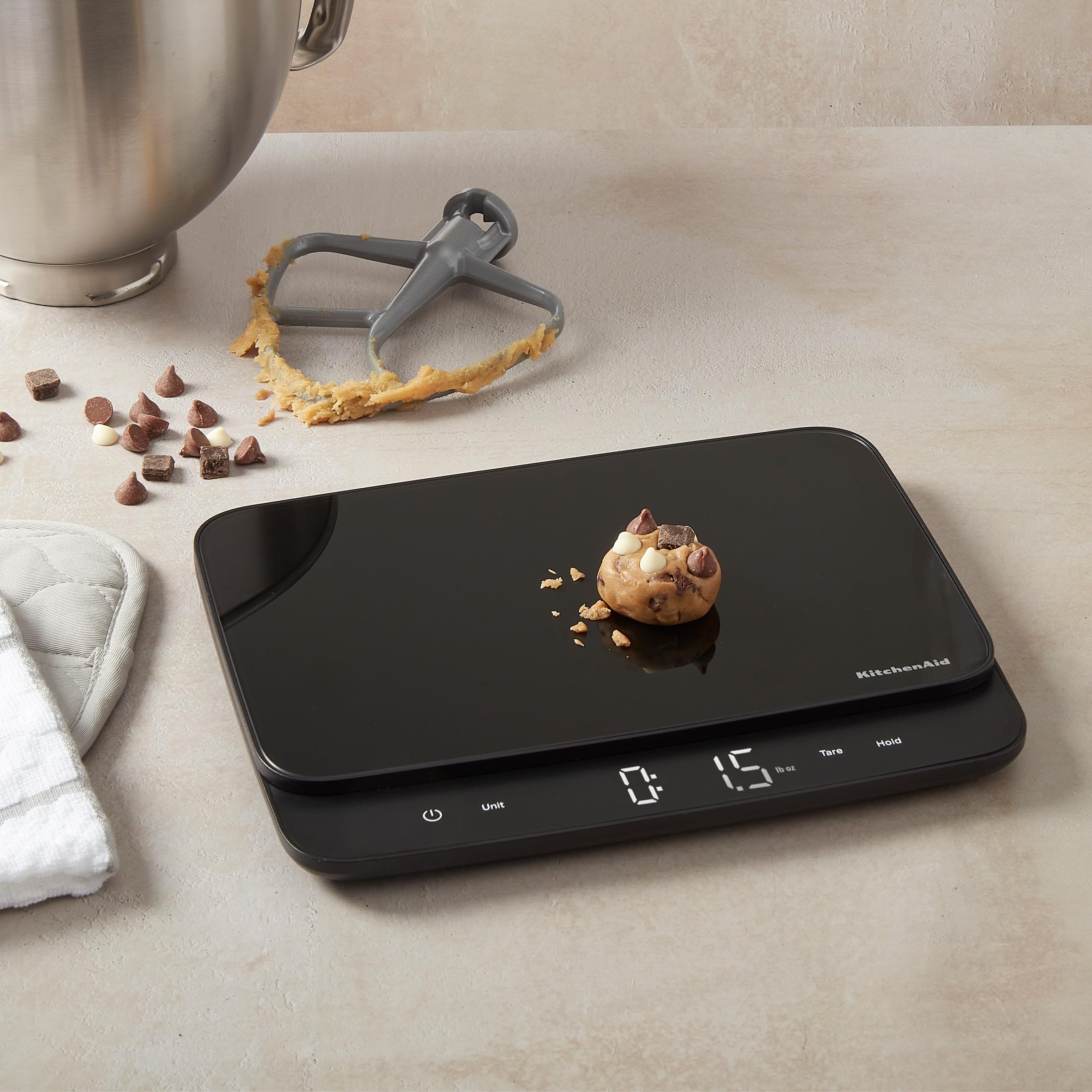KitchenAid KQ917 - Báscula digital de cocina y alimentos con superficie de vidrio de alta capacidad, capacidad de 30 libras y precisión, gramos, onzas, libras, onzas líquidas y mililitros, LED