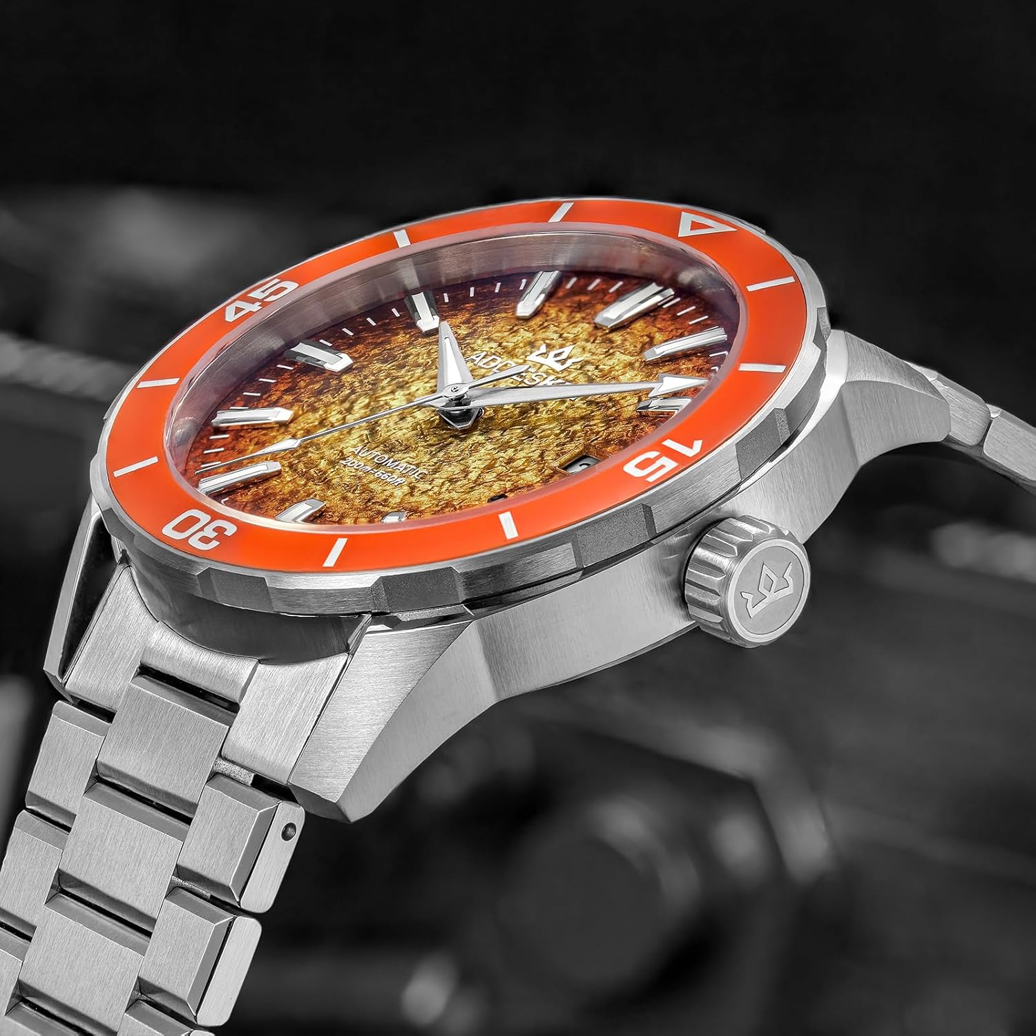 Mens Automatic Dive Watch 200 M Waterproof 9015 Mechanical Movement BGW9 Luminous Sapphire Glass Date Display 40 mm Luxury Diving Watches for Men