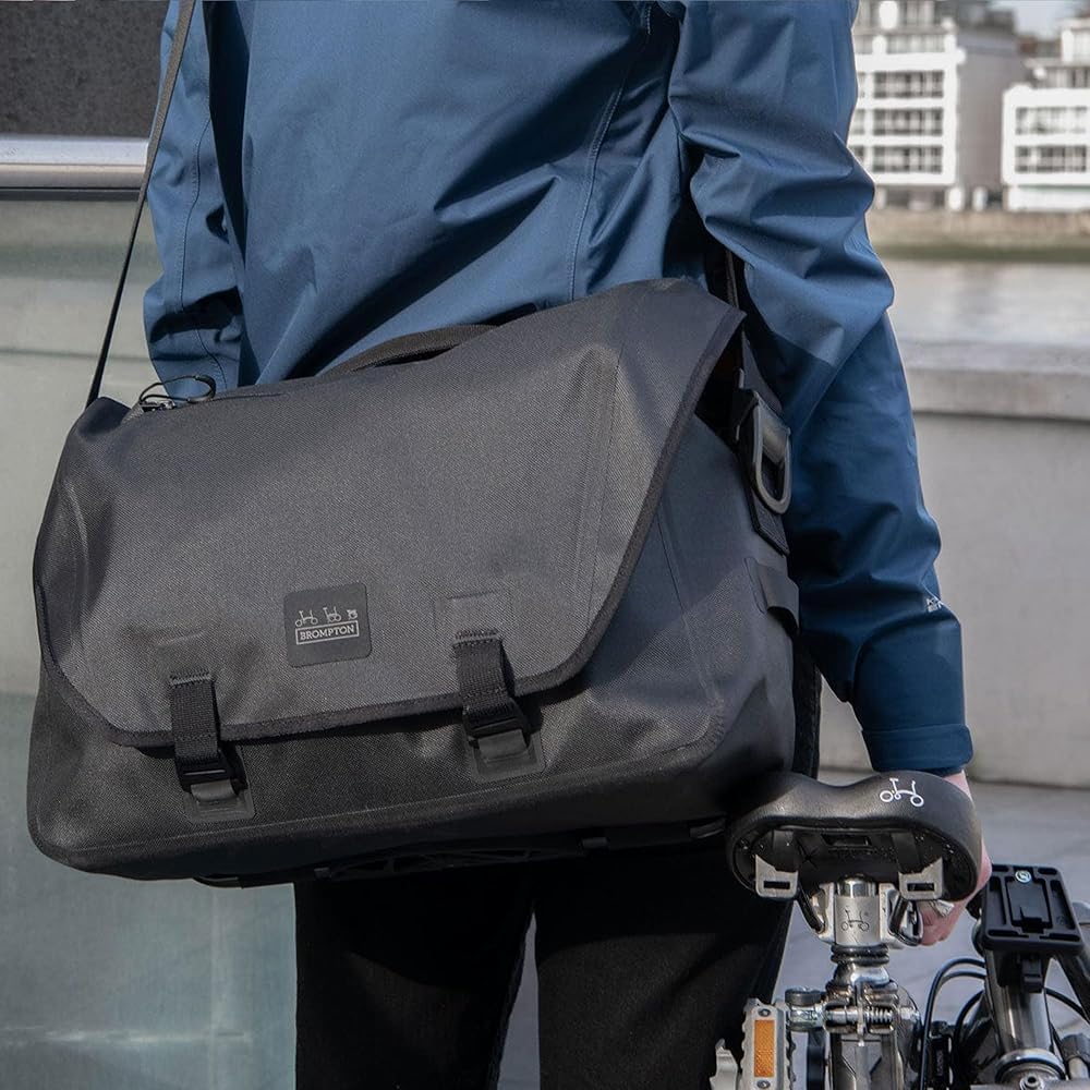 Amazon.co.jp: Brompton Metro 防水バッグ ラージ – 20L