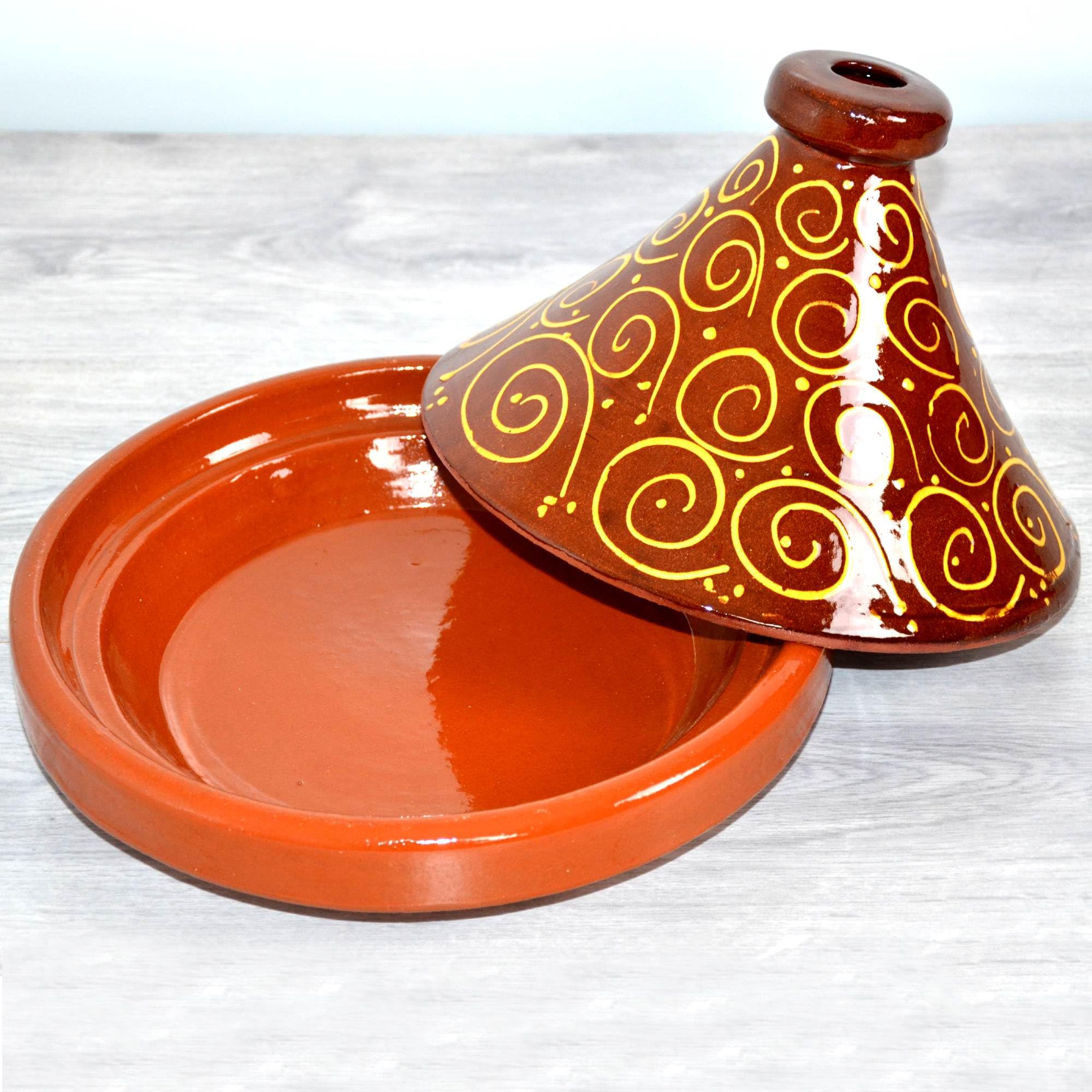 Marokkanische Tajine, Kochtopf, Gartopf, Schmortopf, für 4-5 Personen, original aus Marokko, handgetöpfert aus Marokko, frei von Schadstoffe