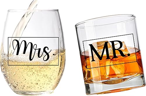 Miniatura 5 de COOL AF Mr and Mrs - Juego de regalo de whisky y copas de vino, regalo de boda y compromiso para parejas y recién casados, esposo y esposa